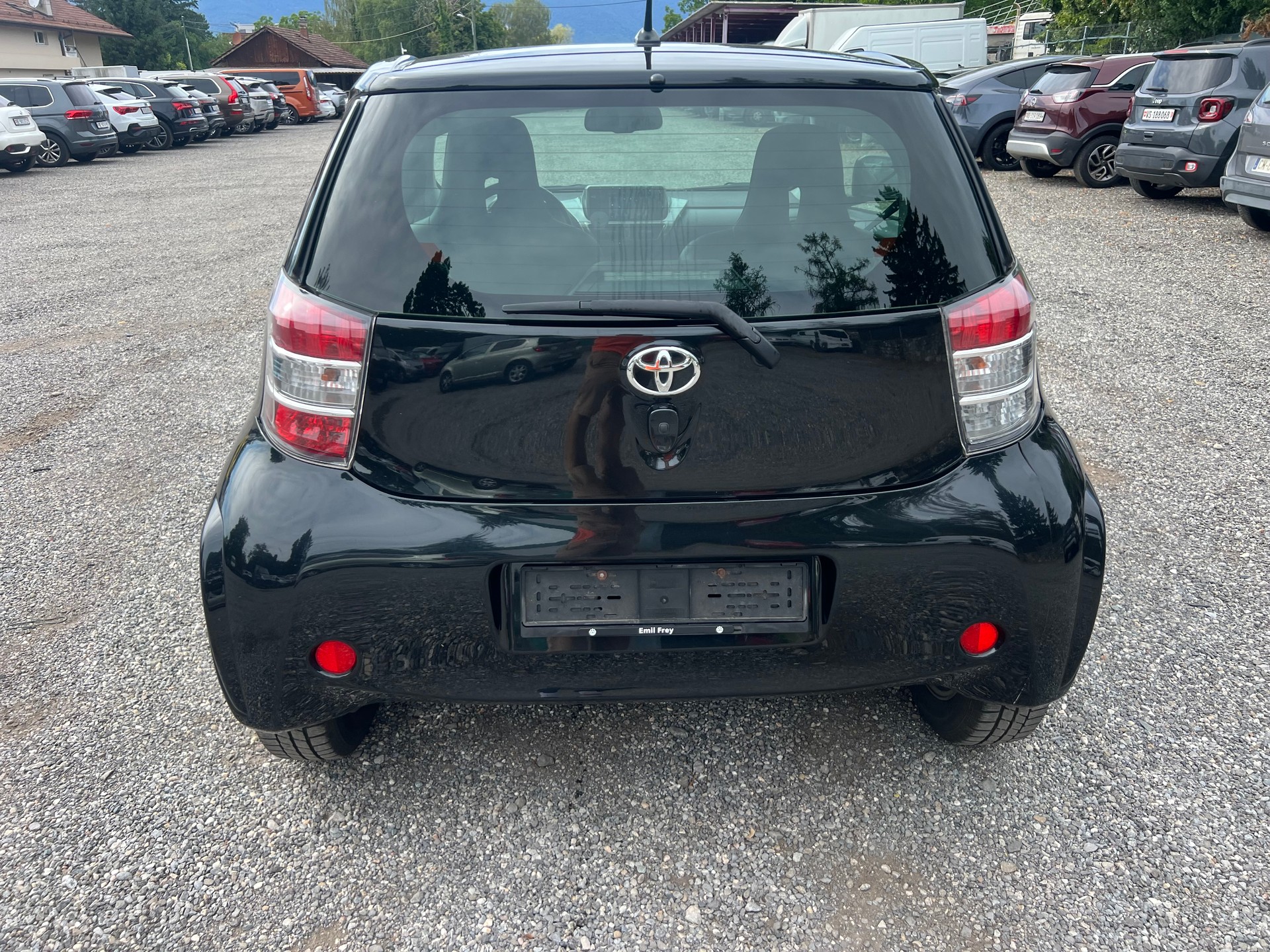 TOYOTA iQ2 1.0 VVT-i Multidrive-image-4