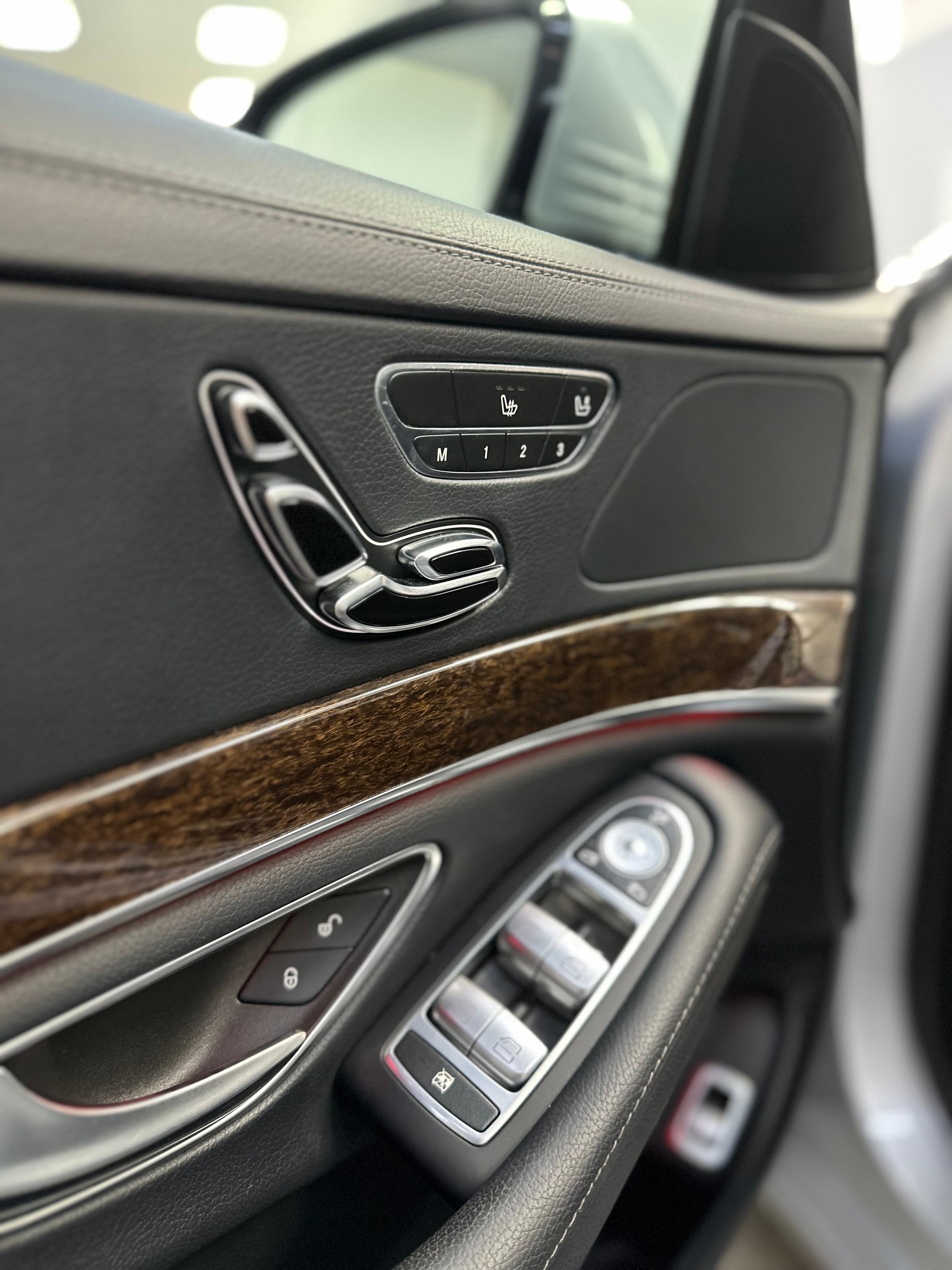 MERCEDES-BENZ S 350 BlueTEC 4Matic 7G-Tronic-image-13