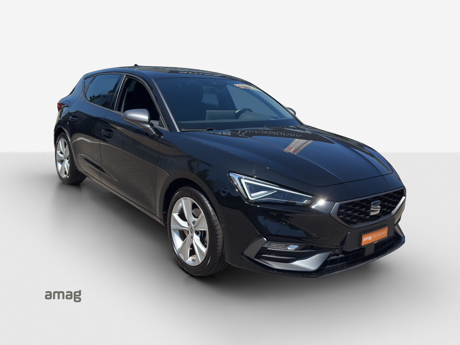 SEAT Leon 1.5 eTSI mHEV DSG FR-image-5