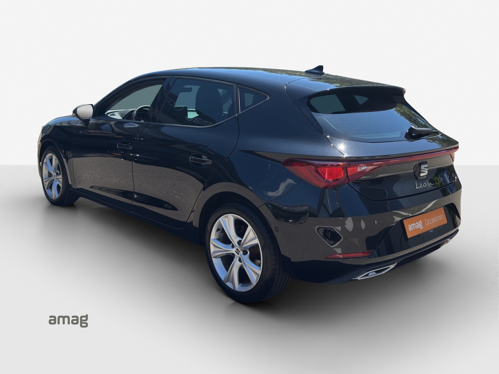 SEAT Leon 1.5 eTSI mHEV DSG FR-showroom-element-2