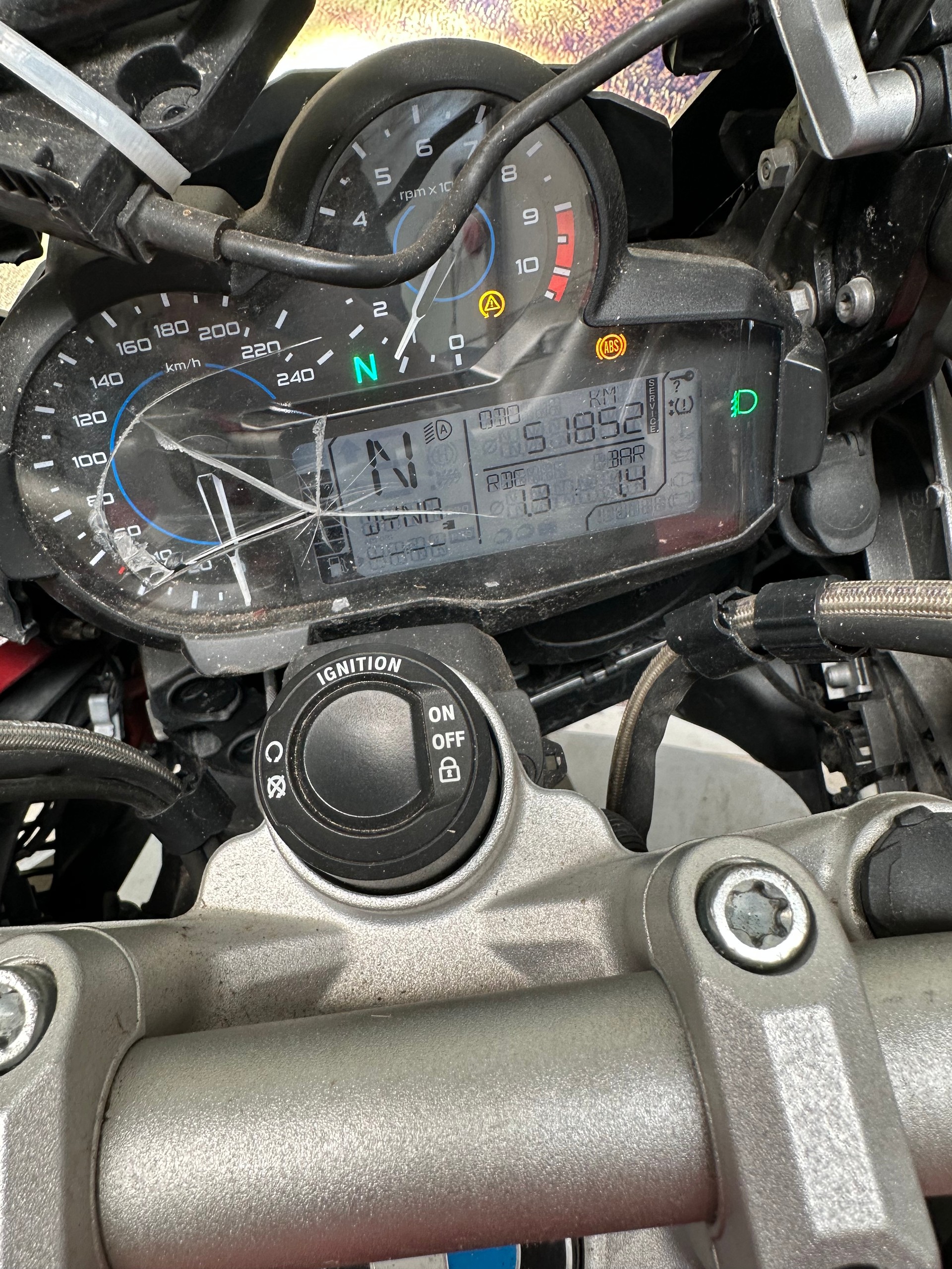 BMW R 1200 GS Adventure ABS mit Schaden vorne-image-10