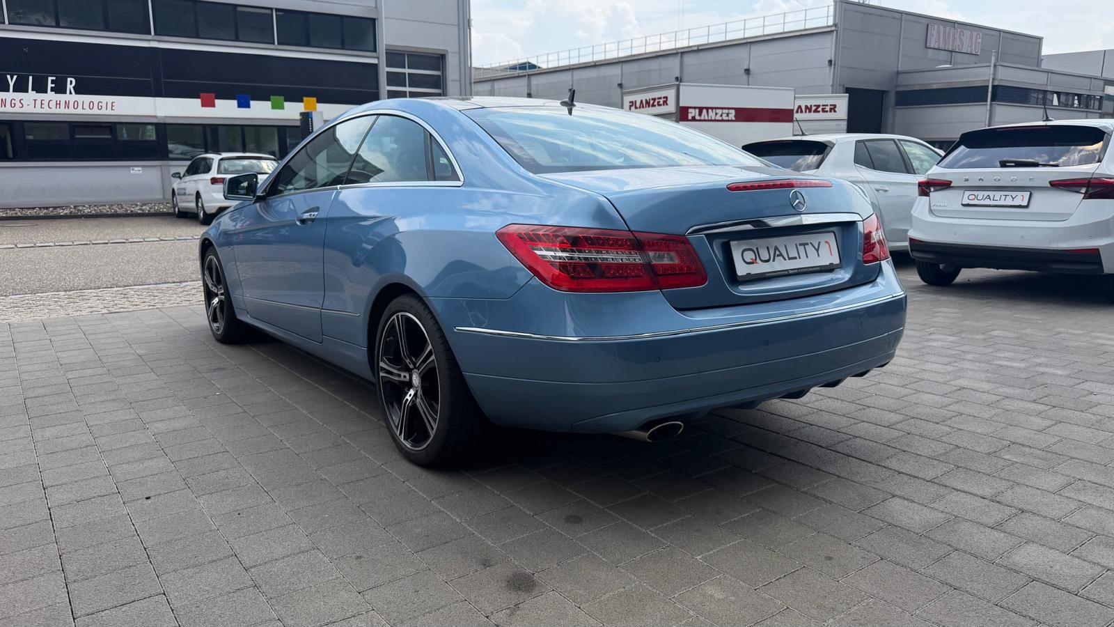 MERCEDES-BENZ E 250 CDI BlueEfficiency-image-21