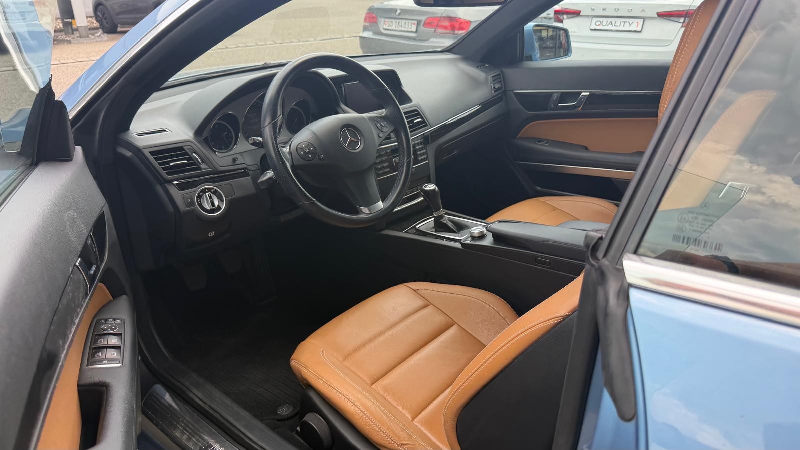 MERCEDES-BENZ E 250 CDI BlueEfficiency-image-24