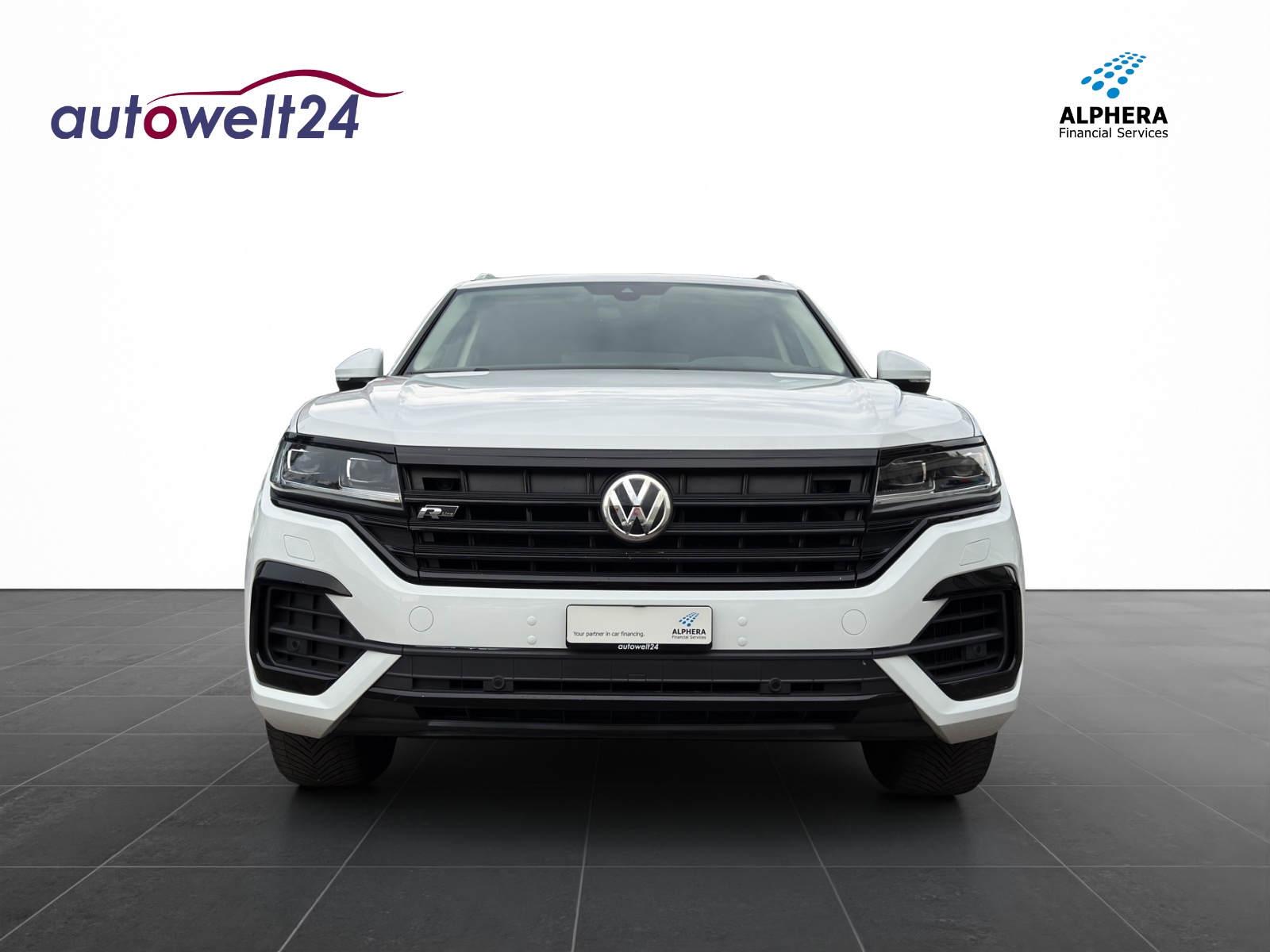 VW Touareg 3.0 TDI Atmosphere Tiptronic R-Line Exterier!!!-showroom-element-1
