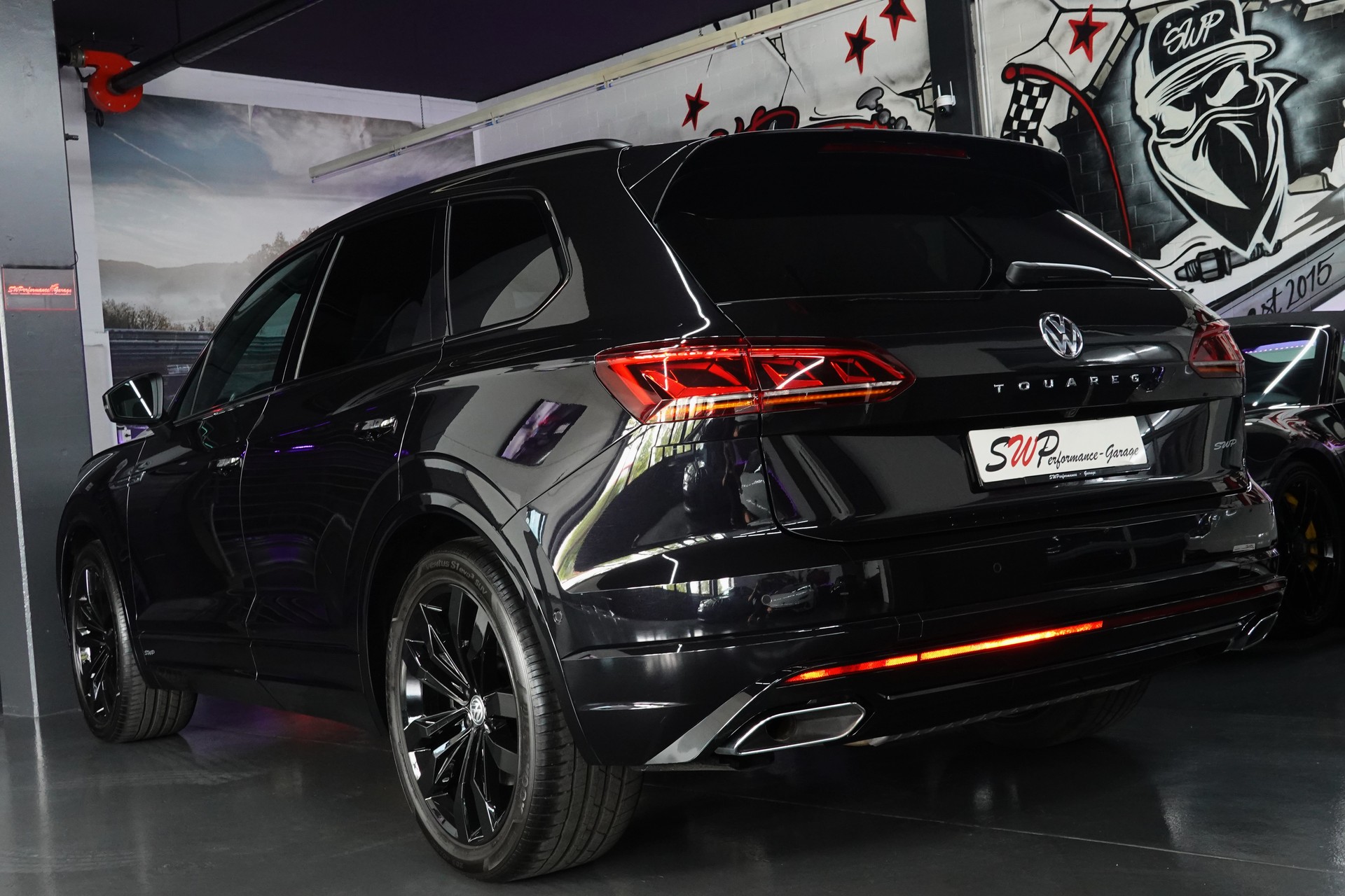 VW TOUAREG 3.0 TSI BLACK R-LINE TIPTRONIC CH-FZ ON TOP-image-10