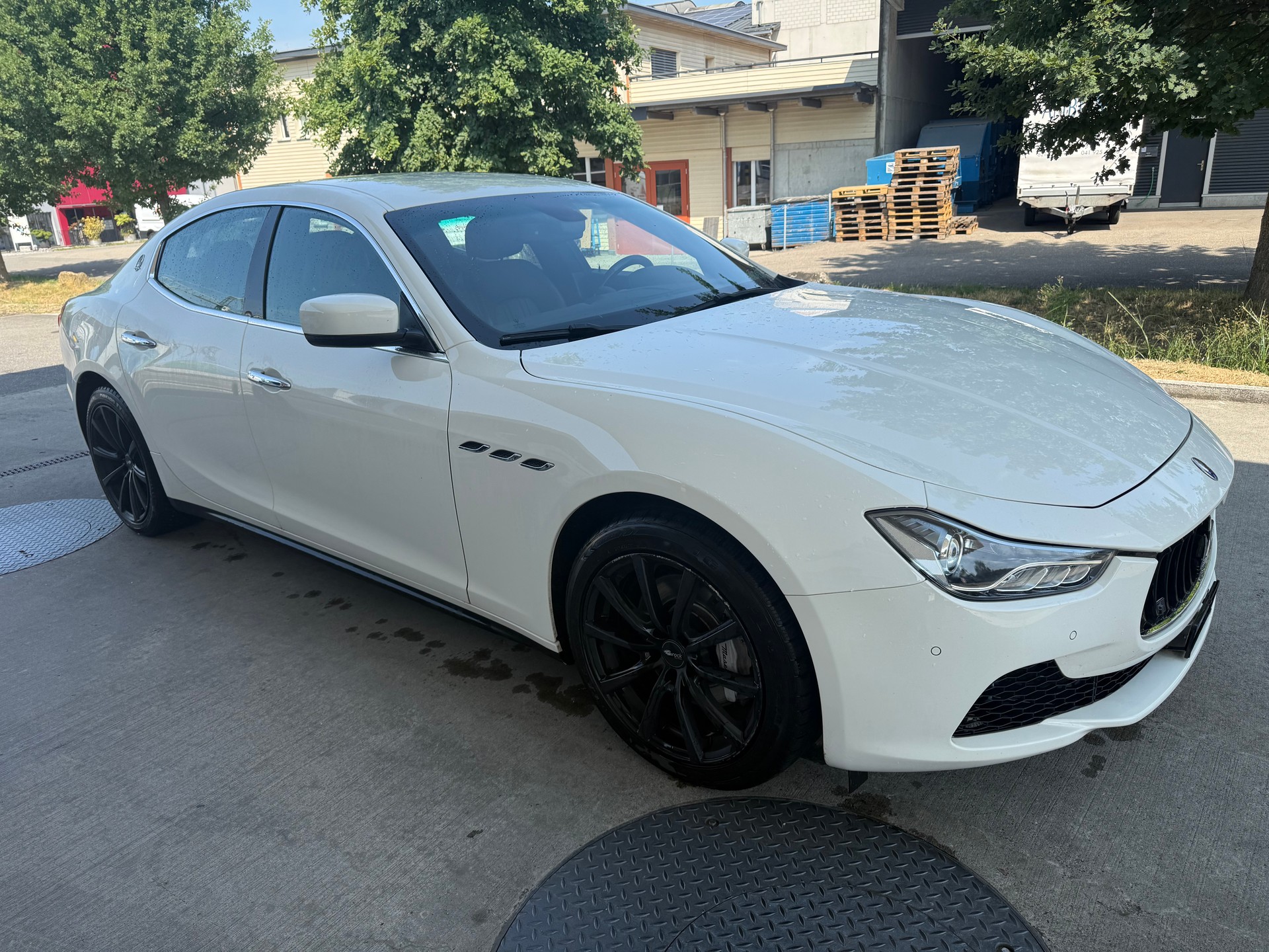 MASERATI Ghibli 3.0 V6 Automatica *TOP ZUSTAND*-showroom-element-2