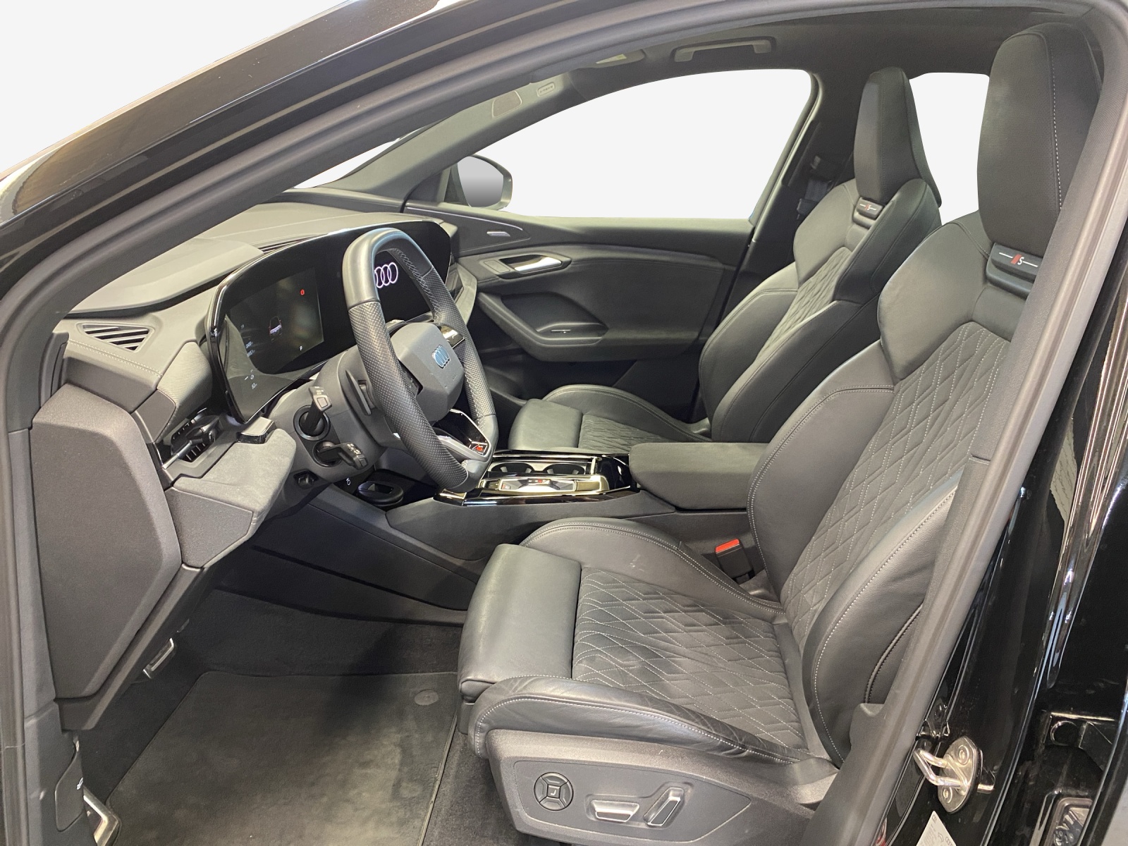 AUDI SQ6 e-tron quattro-image-8