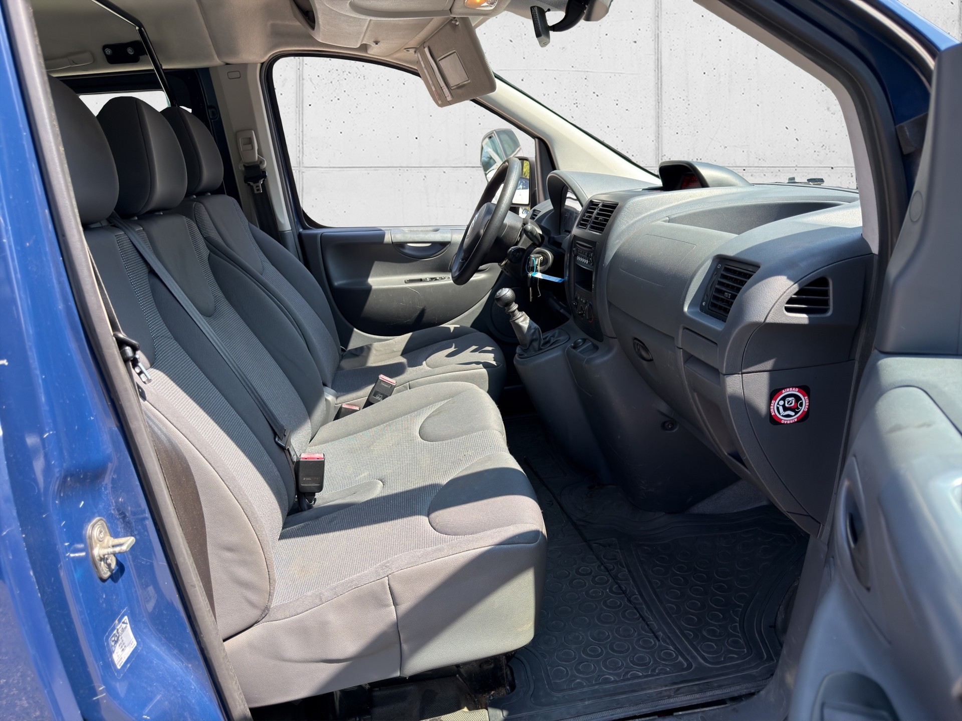 CITROEN Jumpy 2.0 HDi L2H1 Attraction-image-10