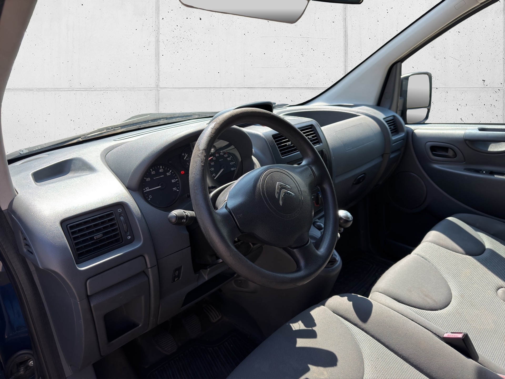 CITROEN Jumpy 2.0 HDi L2H1 Attraction-image-8
