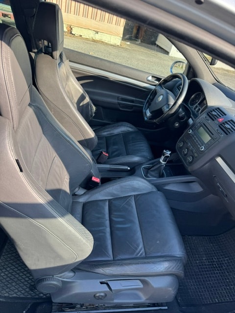 VW Golf 2.0 TFSI GTI-image-7