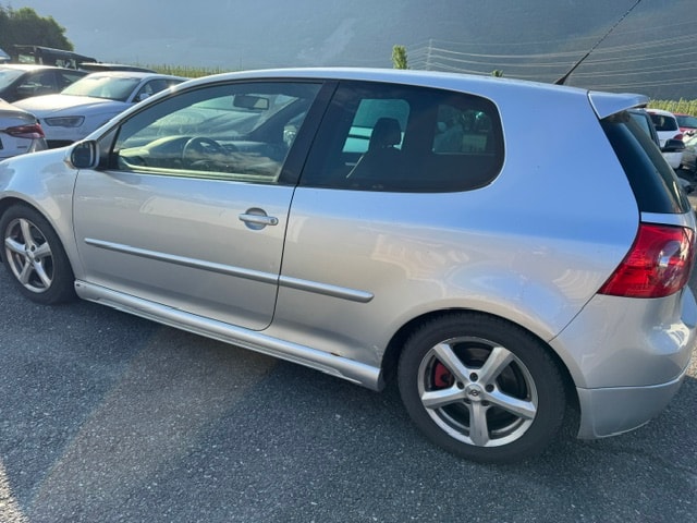 VW Golf 2.0 TFSI GTI-image-9