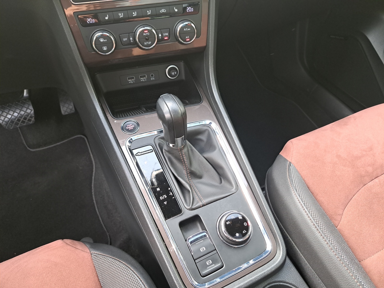 SEAT Ateca 2.0 TDI CR Xcellence 4Drive DSG-image-12