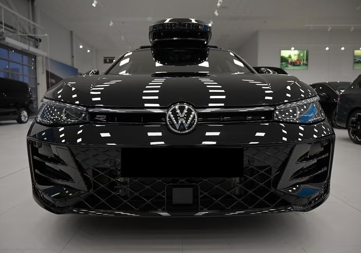 VW Passat Variant 2.0 TDI evo R-Line 4 Motion "Black Edition" DSG-showroom-element-1