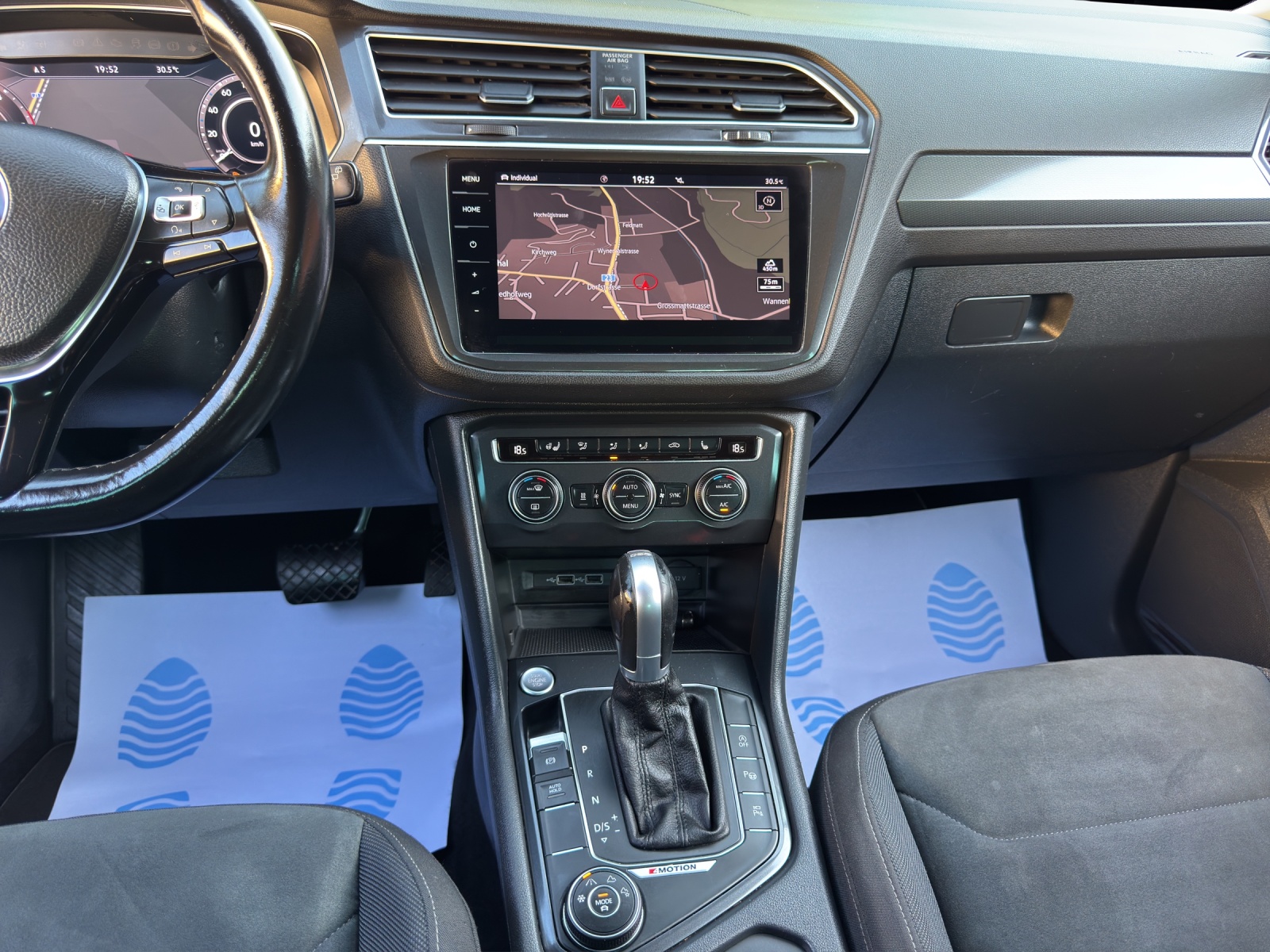 VW Tiguan 2.0 TDI 190-PS SCR Highline 4Motion DSG-image-9