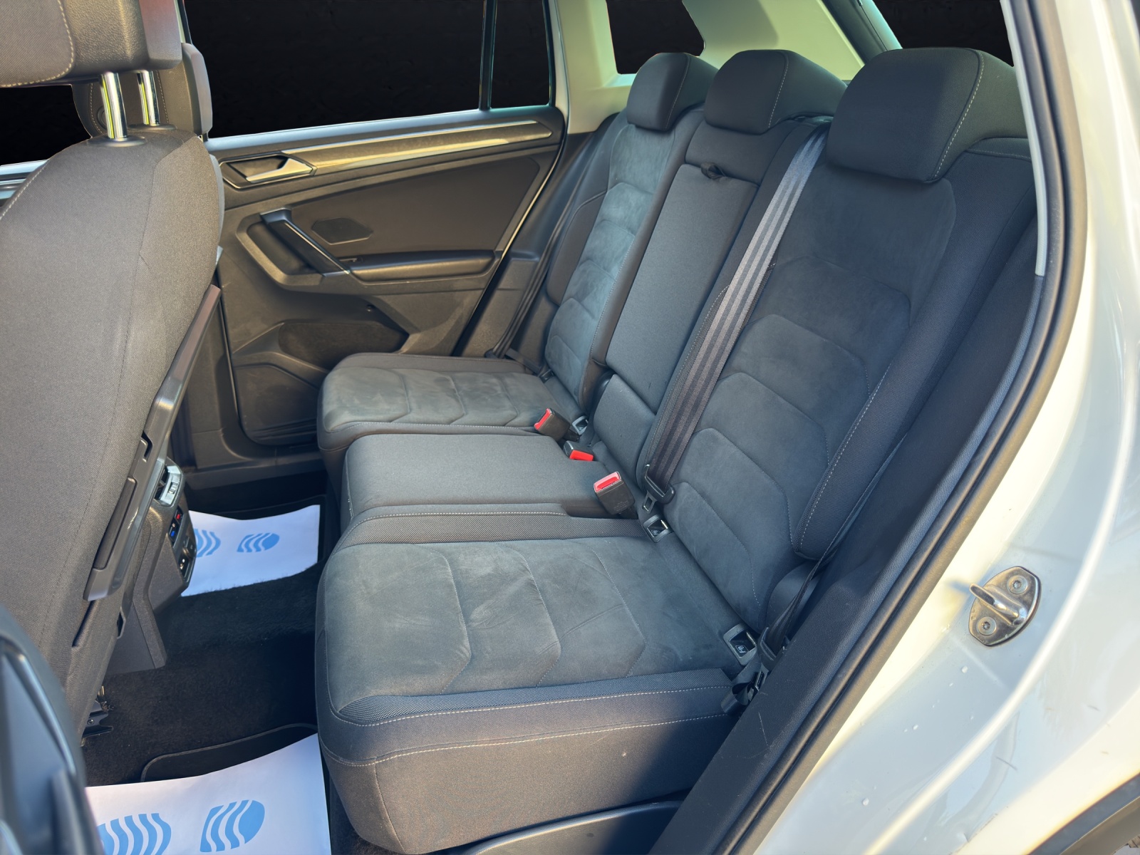 VW Tiguan 2.0 TDI 190-PS SCR Highline 4Motion DSG-image-14