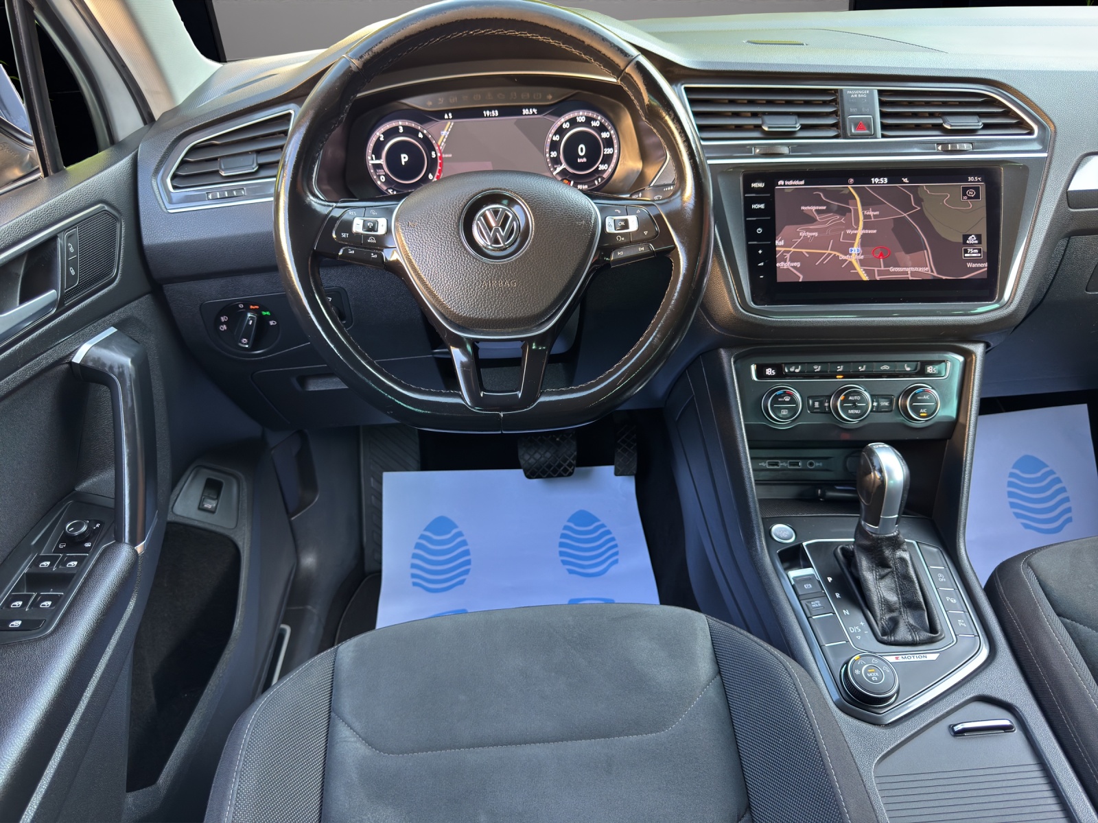 VW Tiguan 2.0 TDI 190-PS SCR Highline 4Motion DSG-image-7