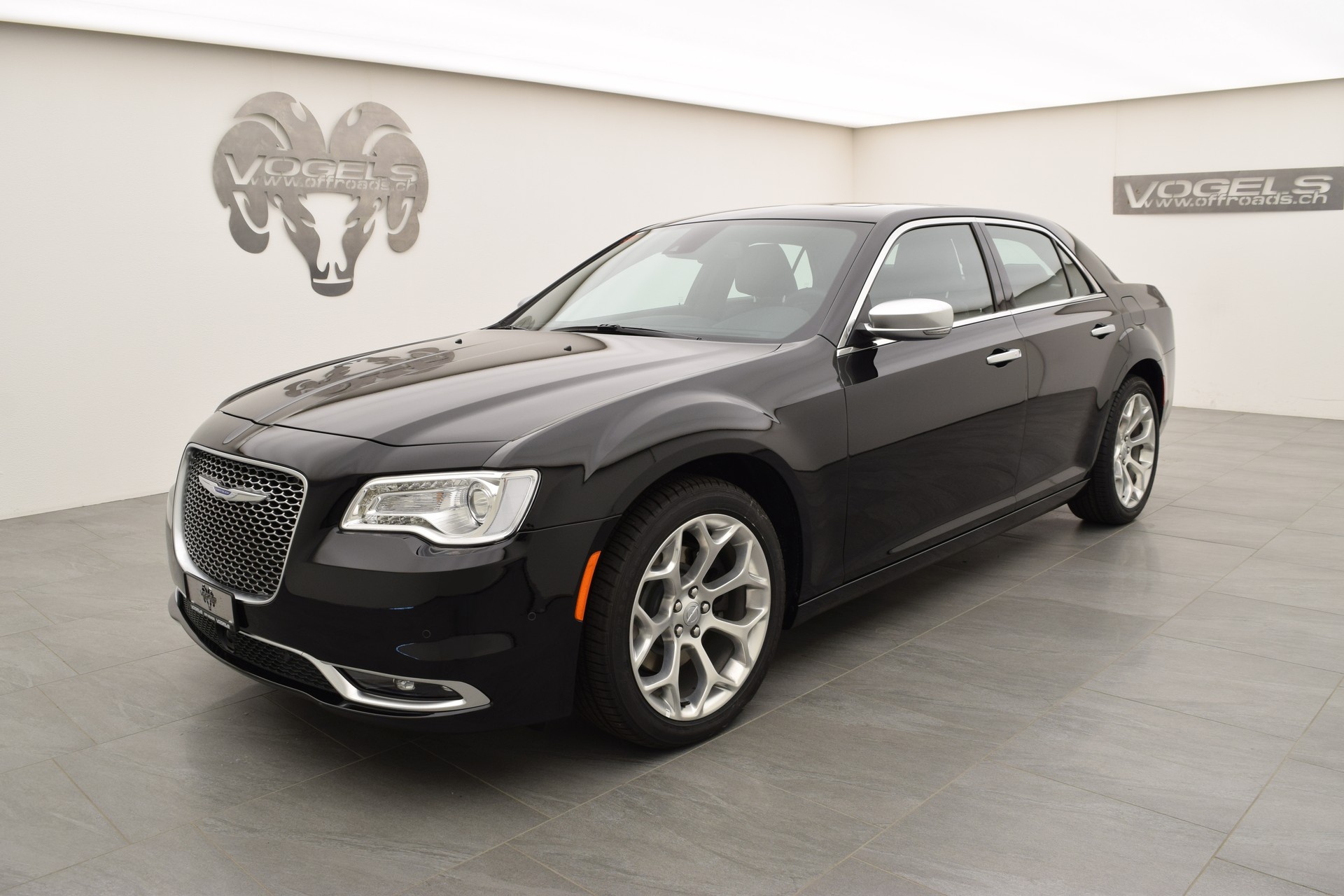CHRYSLER 300C 5.7 V8