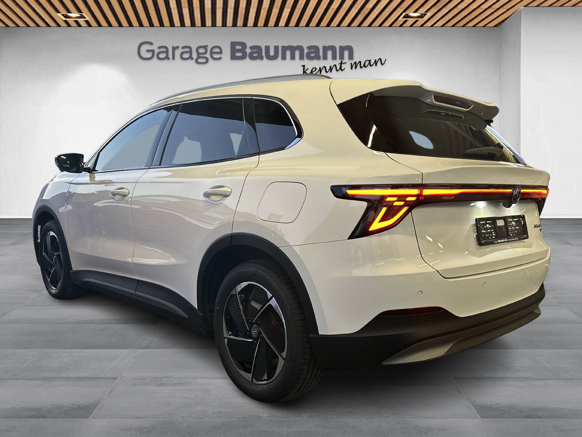 MG S5-showroom-element-3