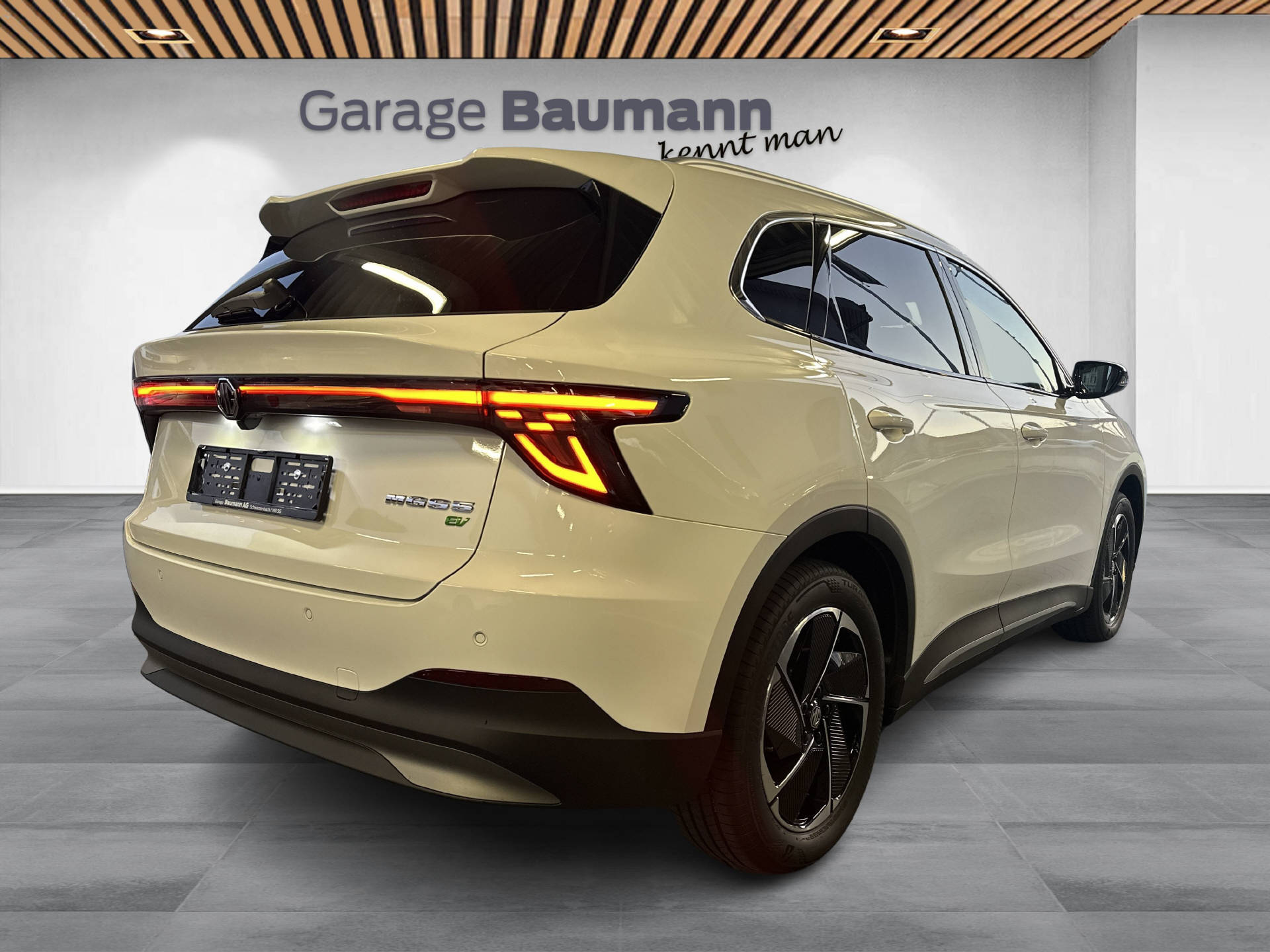 MG S5-showroom-element-2