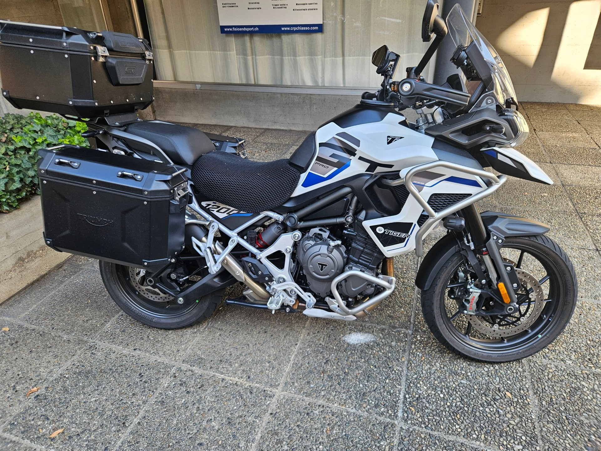 TRIUMPH Tiger 1200 Alpine-image-0
