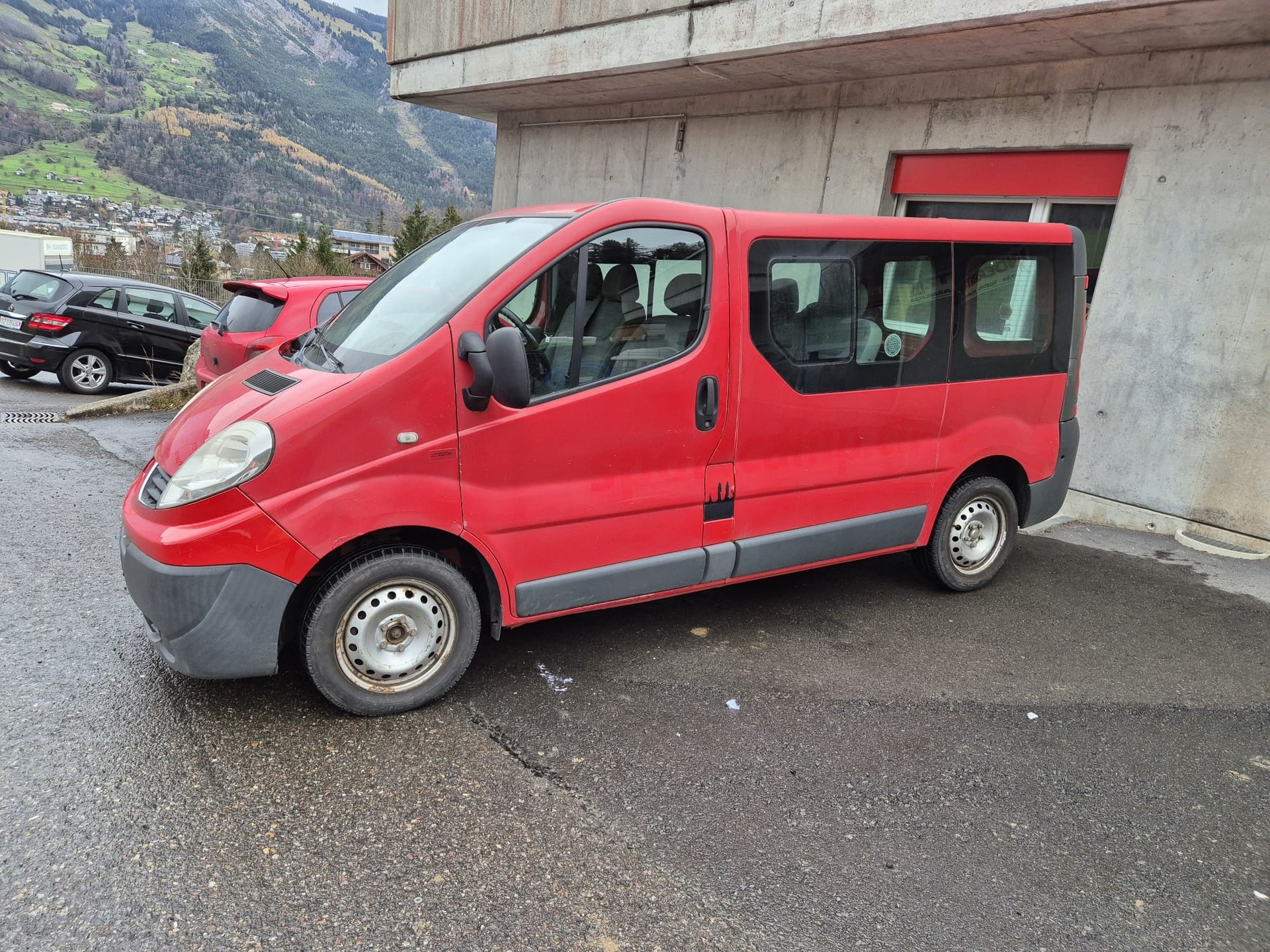 RENAULT Trafic 2.0 dCi 90 2.7t L1H1 Authentique-showroom-element-2