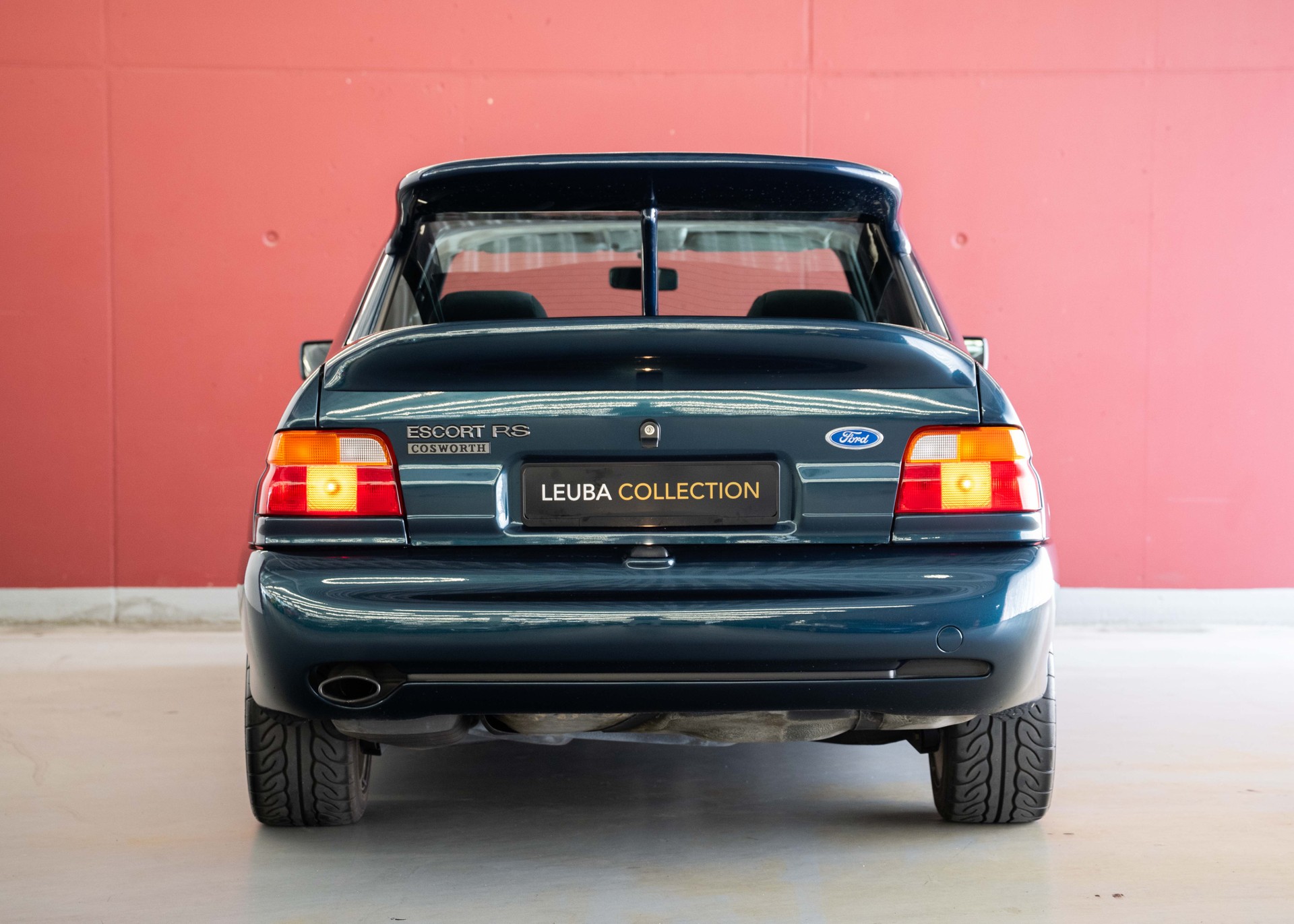 FORD Escort 2.0i RS Cosworth (2nd hand Swiss car, fantastic condition, 1 of 1'143 Turbo T35, 100% original, certified mileage)-showroom-element-3