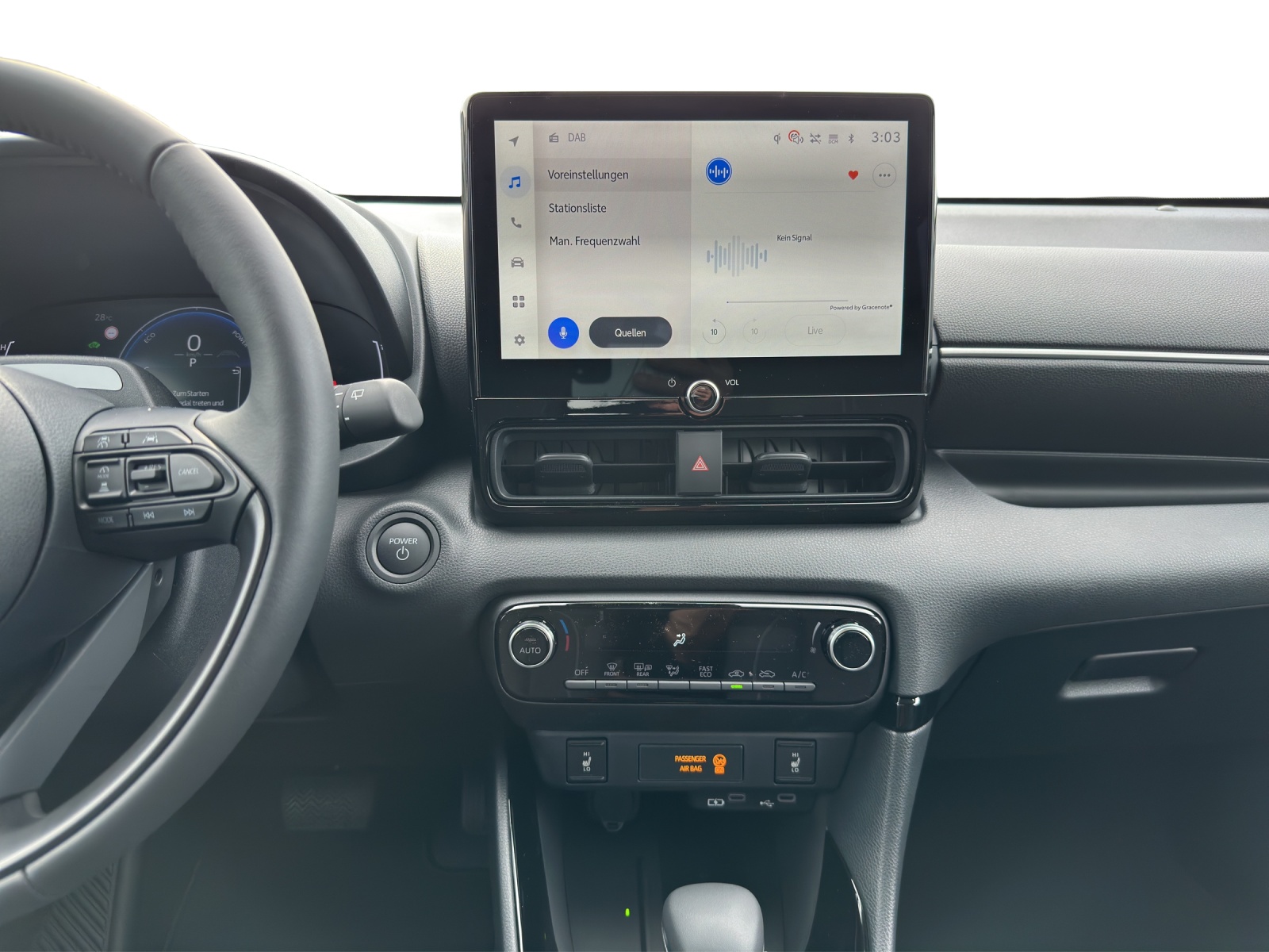 TOYOTA Yaris 1.5 VVT-i HSD Trend-image-5