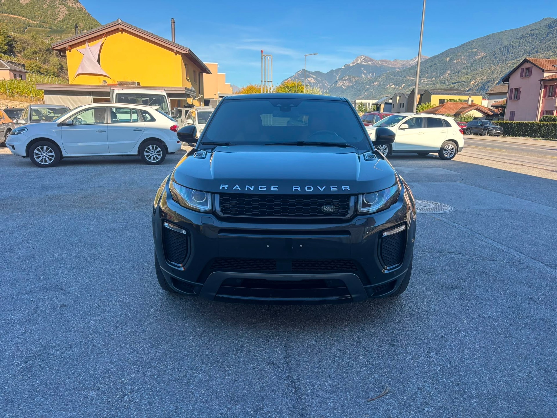 LAND ROVER Range Rover Evoque 2.0 TD4 SE Dynamic AT9