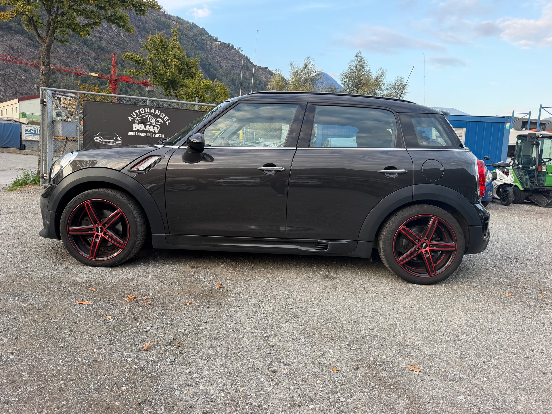 MINI Countryman Cooper S ALL4-showroom-element-1