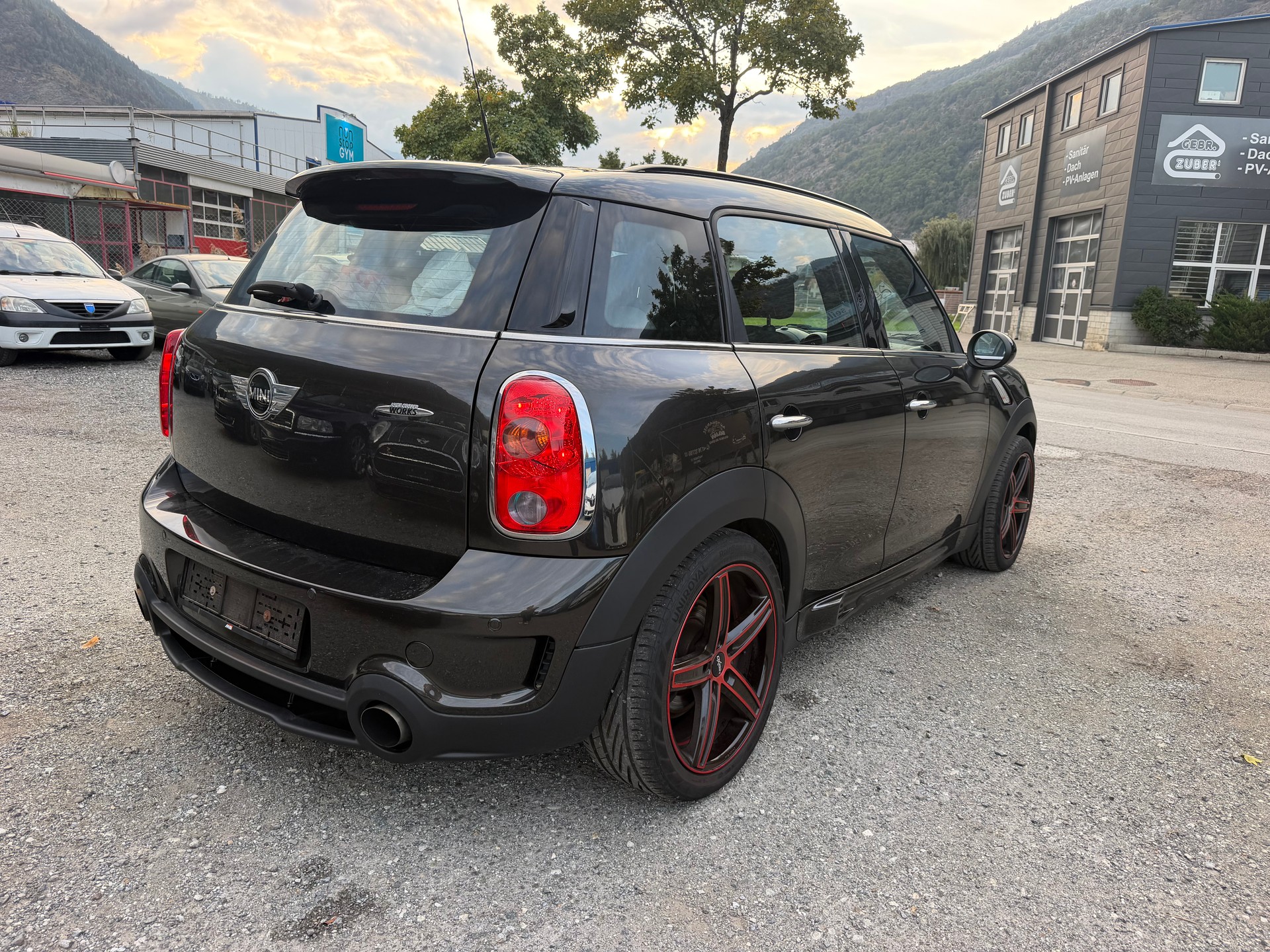 MINI Countryman Cooper S ALL4-image-5