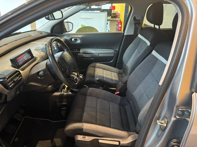 CITROEN C4 Cactus 1.2 e-THP Shine Edition-image-11