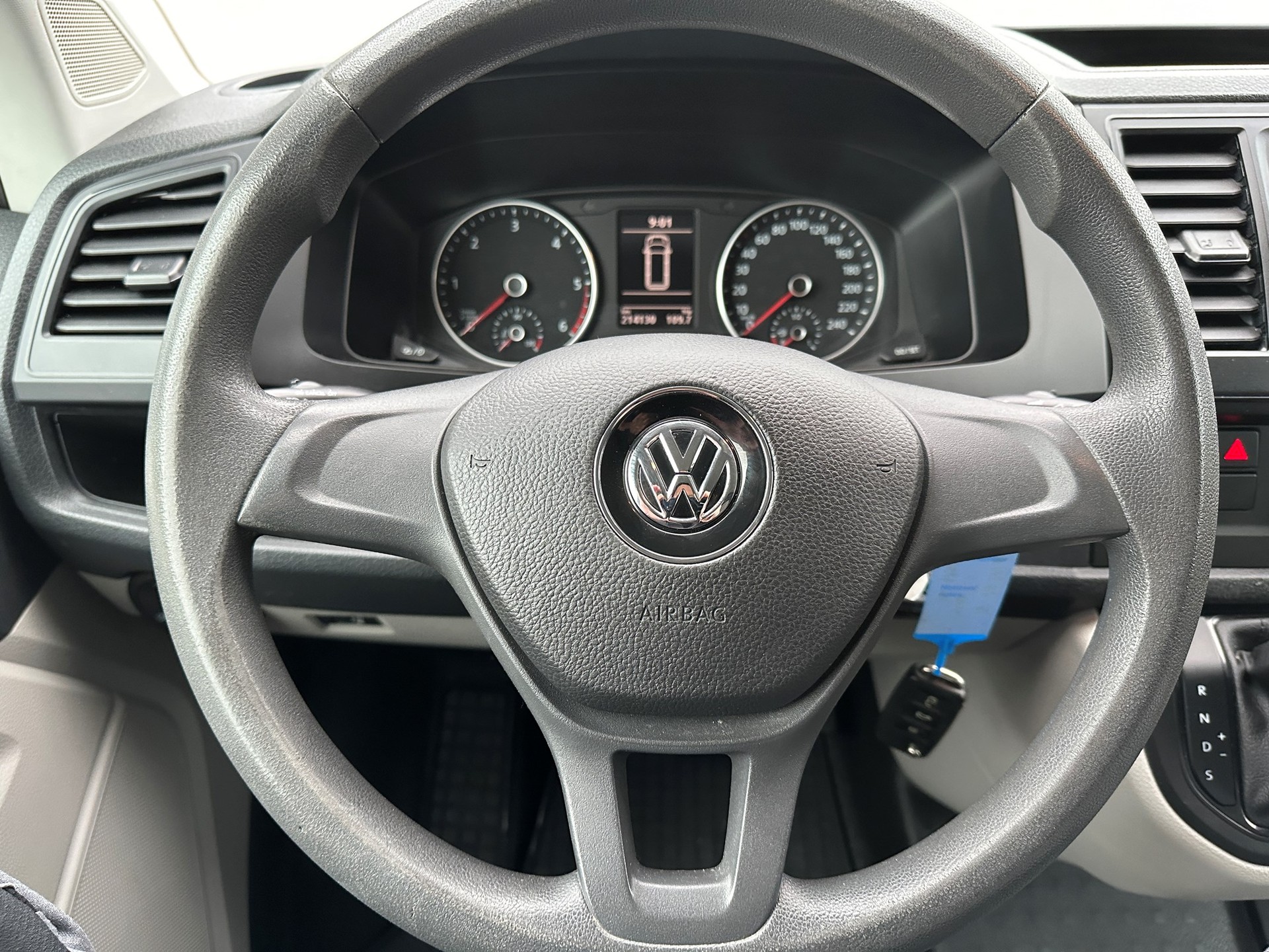 VW T6 2.0 Bi-TDI 4Motion DSG-image-16