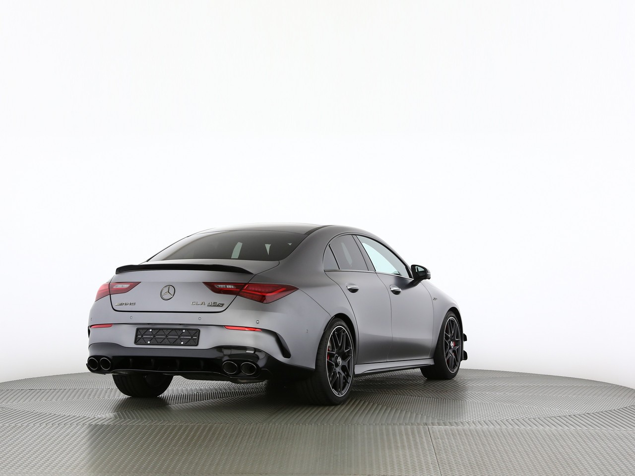 MERCEDES-BENZ CLA 45 S AMG 4Matic+ 8G-DCT-showroom-element-2
