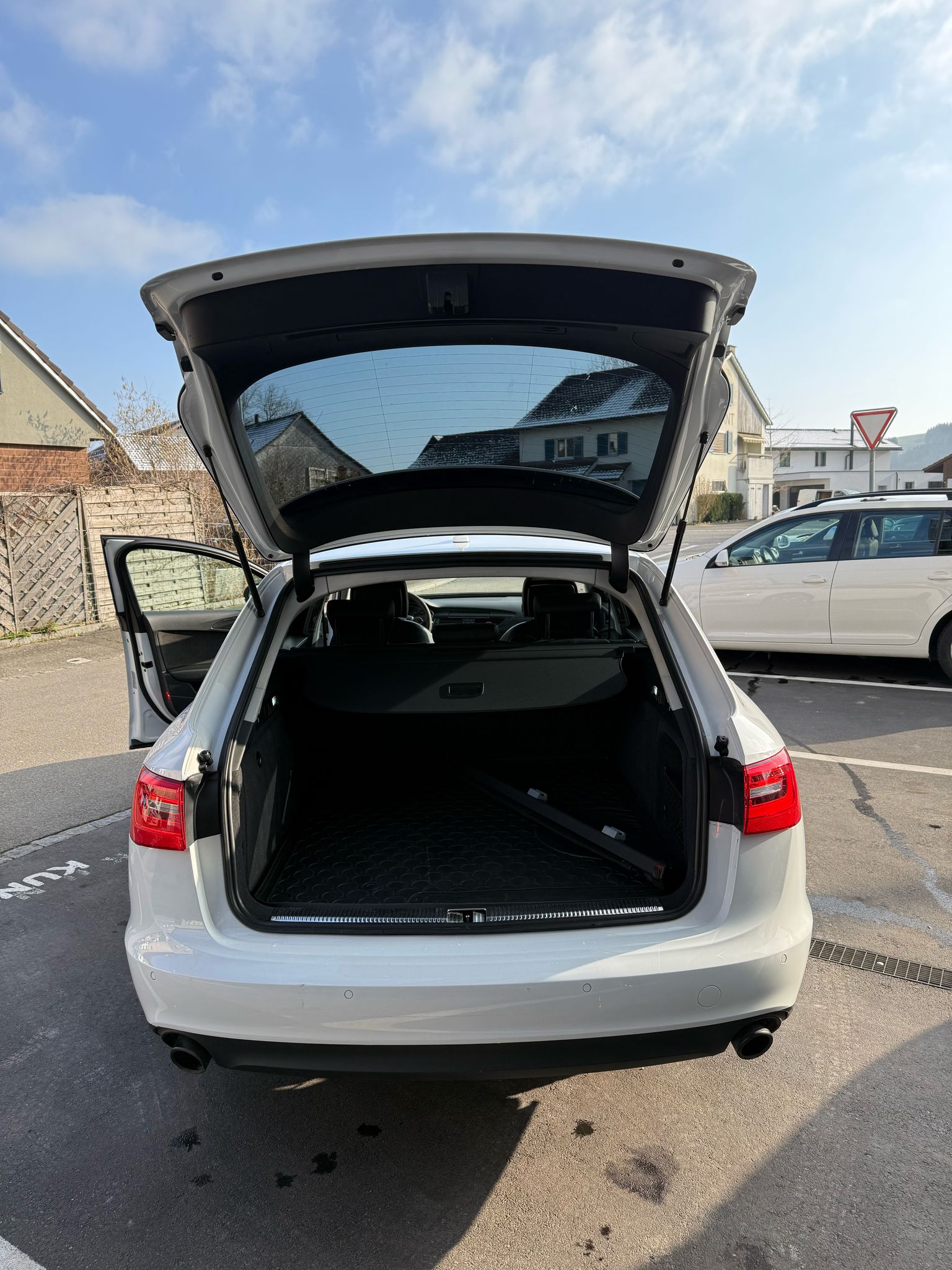 AUDI A6 Avant 3.0 TDI V6 quattro S-tronic-image-13