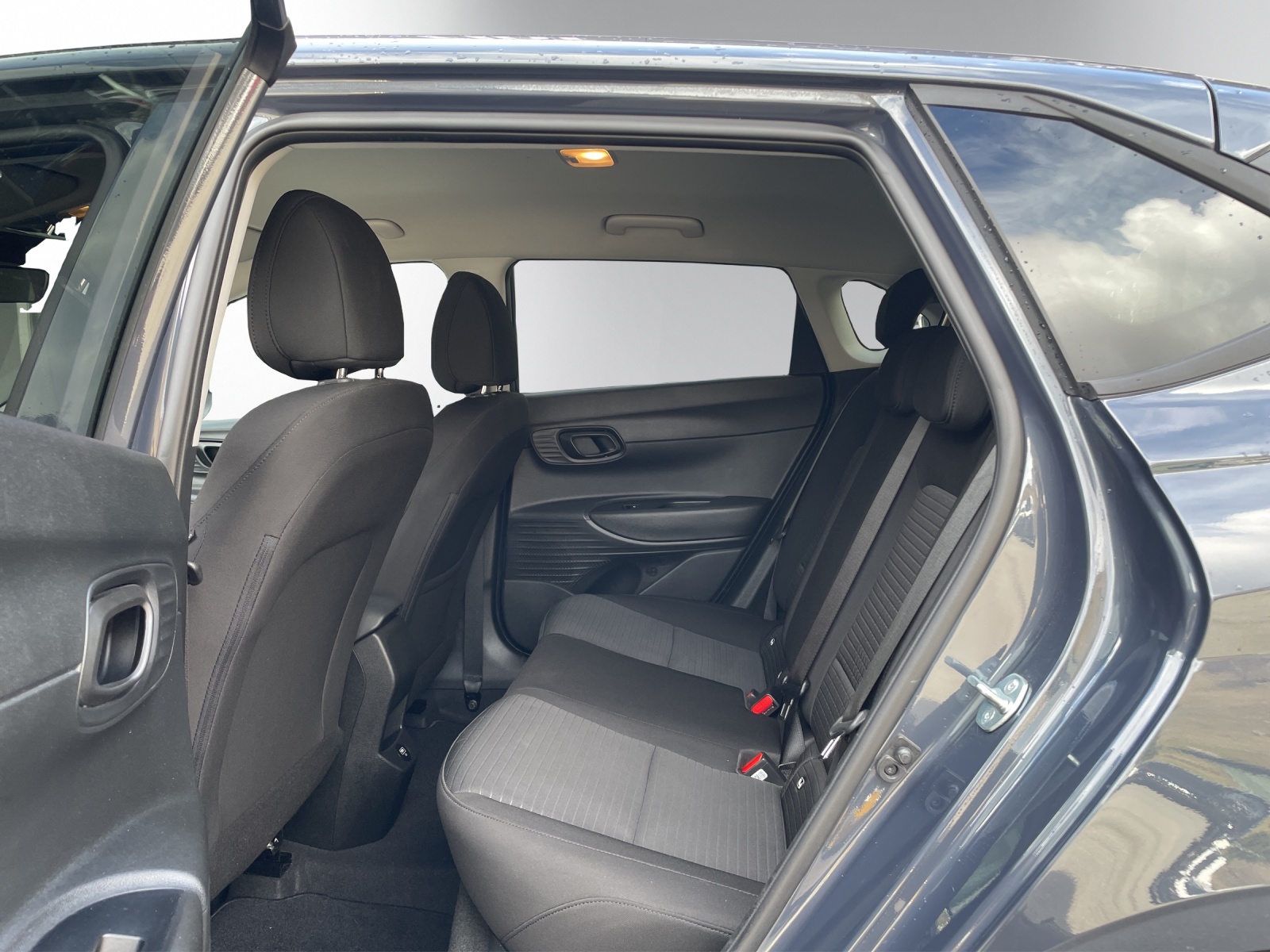 HYUNDAI i20 1.0 T-GDi Amplia DCT-image-5