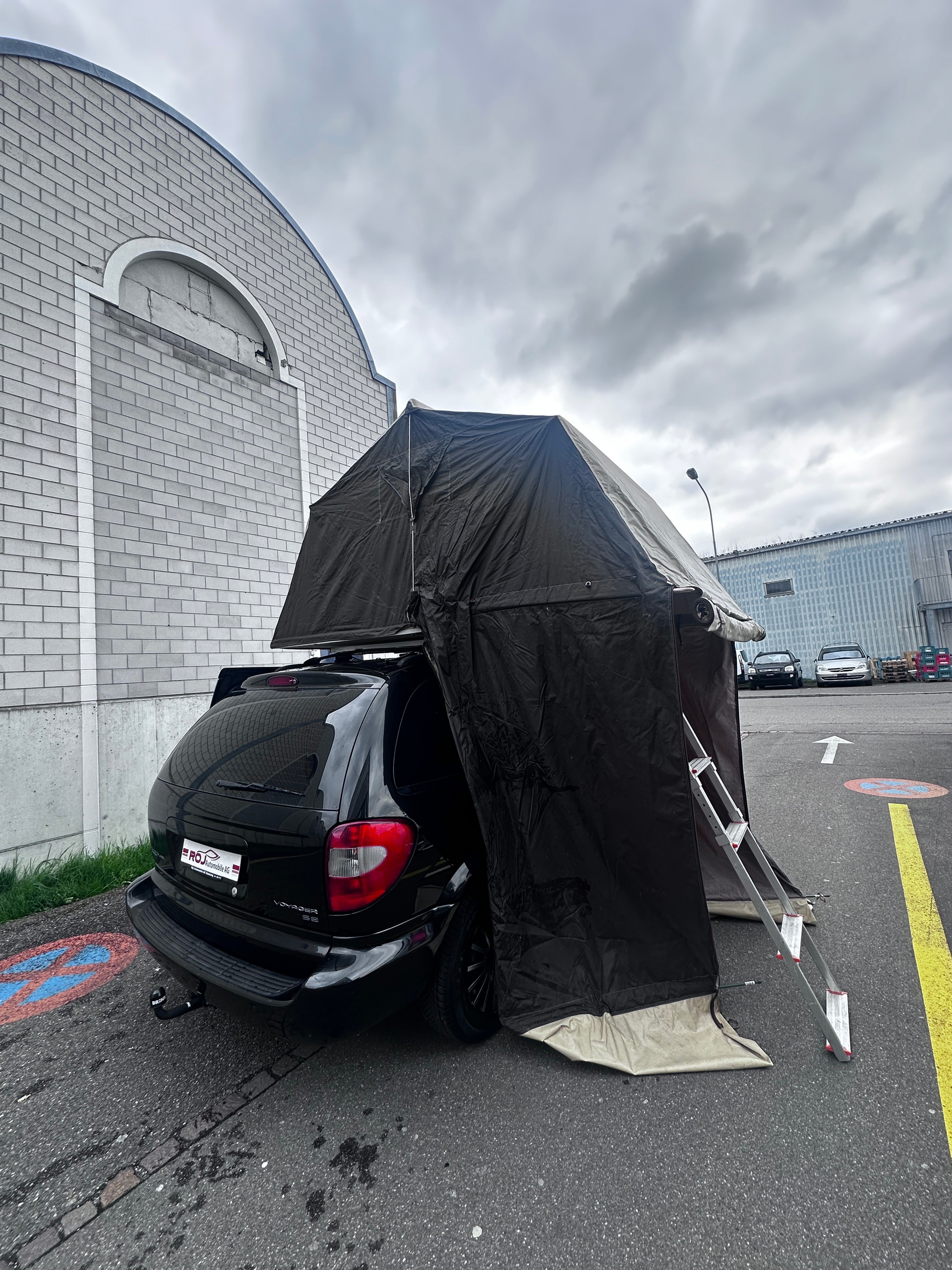CHRYSLER Voyager 2.4 SE Swiss Edition-image-18