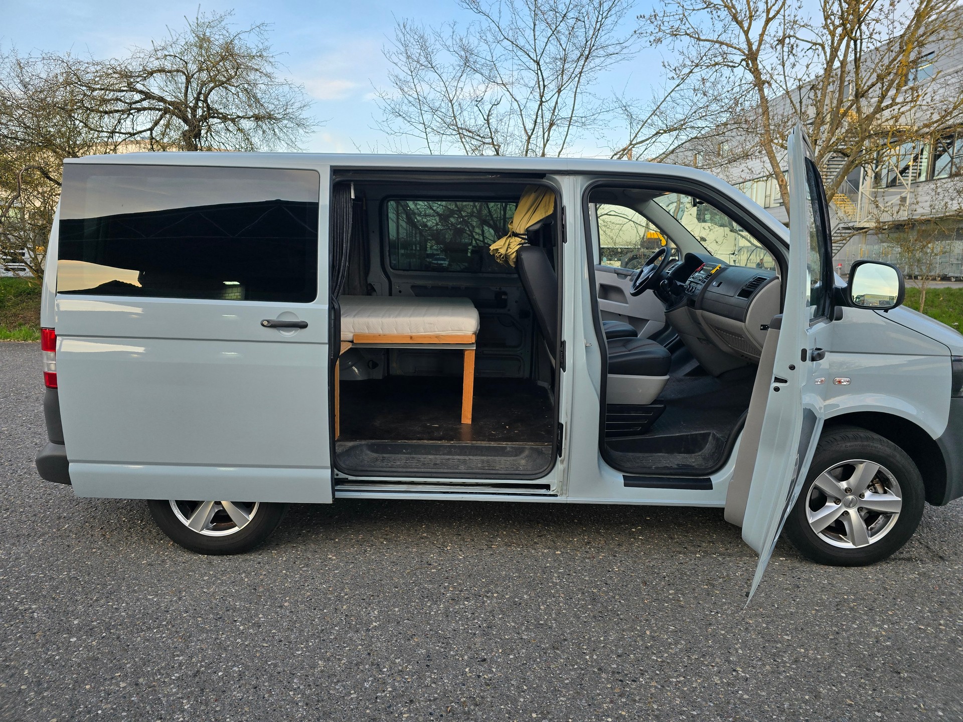 VW Wohnwagen-image-18