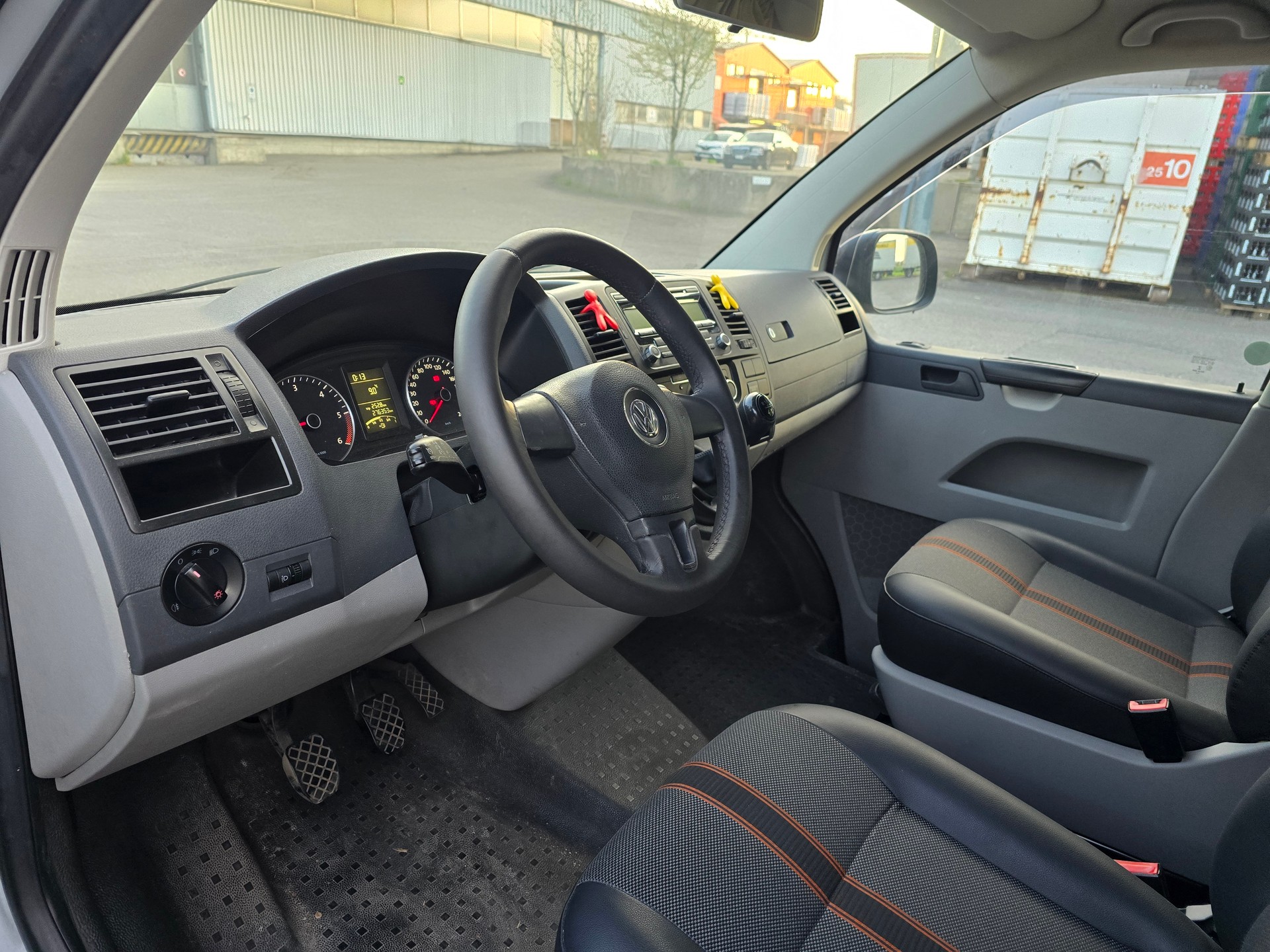 VW Wohnwagen-image-13