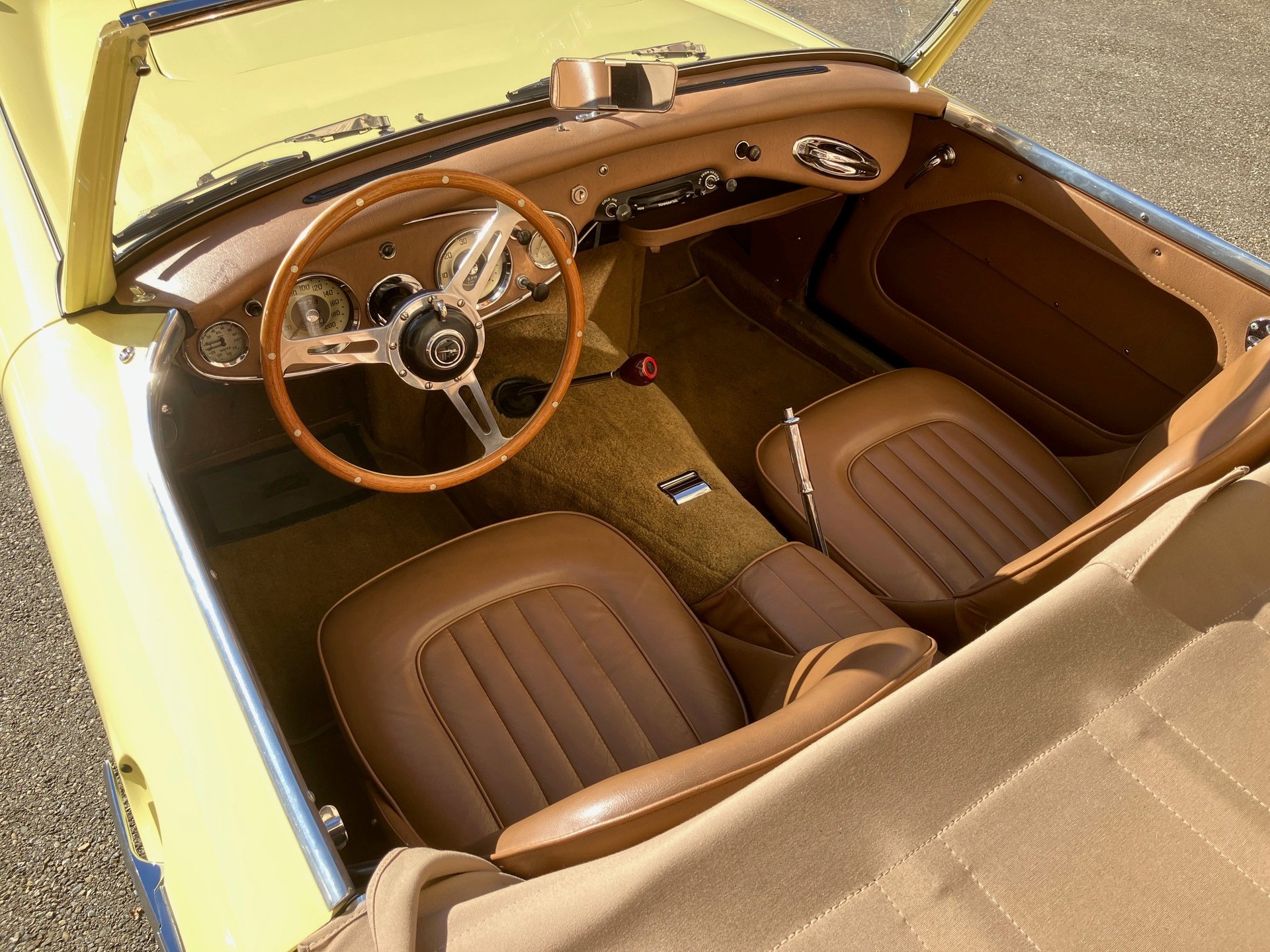 AUSTIN-HEALEY 100 Six BN4-image-6