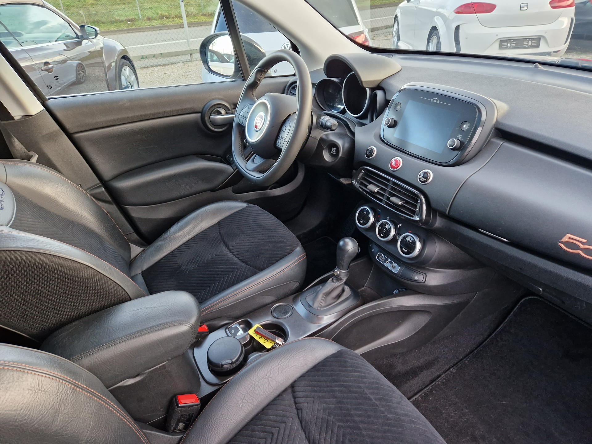 FIAT 500X 1.4T Lounge DCT-image-8