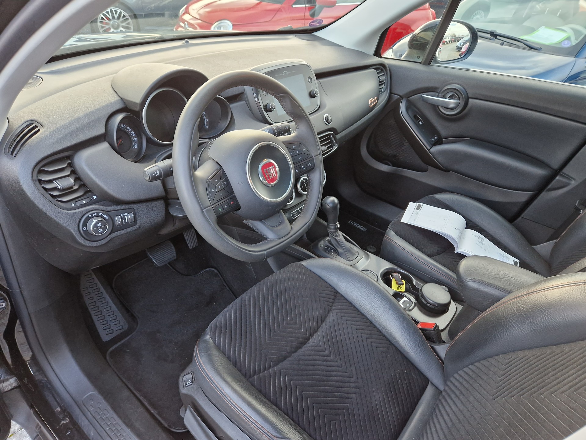 FIAT 500X 1.4T Lounge DCT-image-6