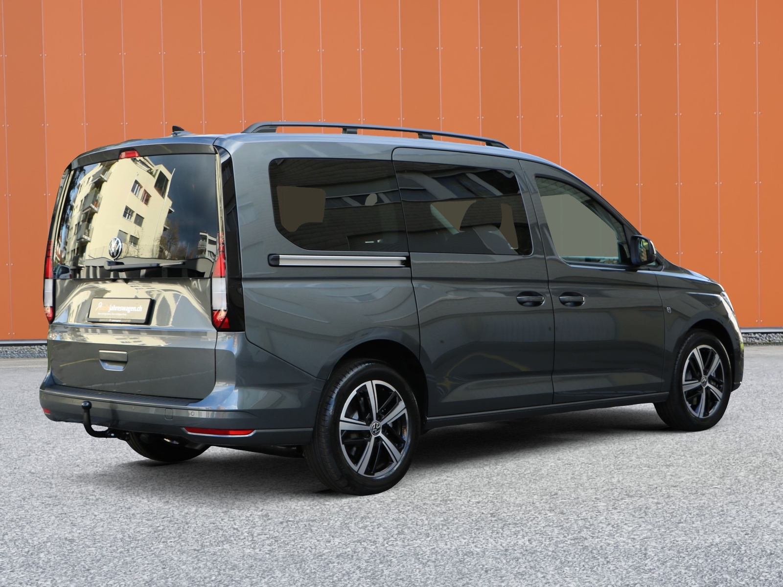 VW Caddy Maxi 2.0 TDI 4Motion-showroom-element-1