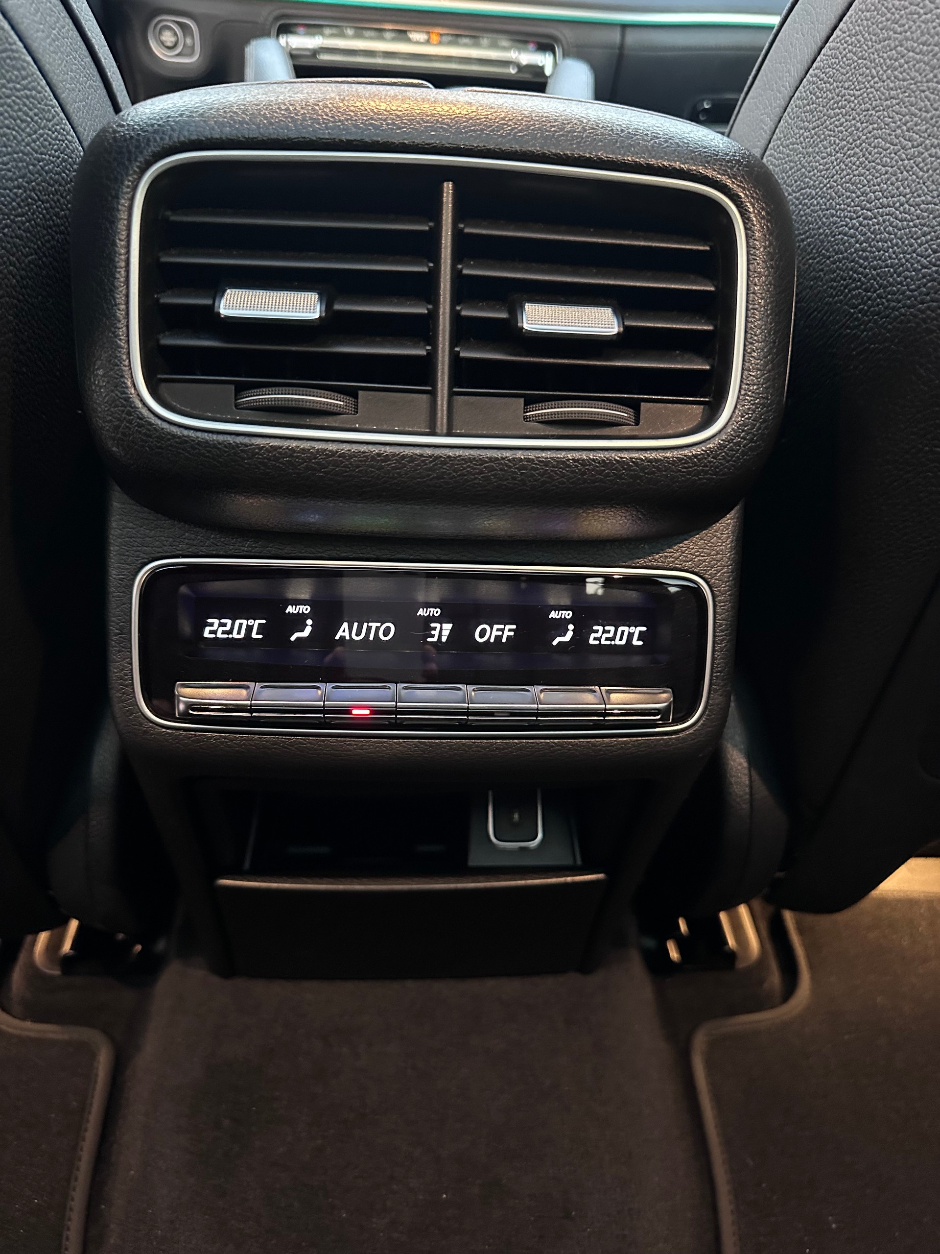 MERCEDES-BENZ GLE 450 4Matic AMG Line 9G-Tronic-image-13