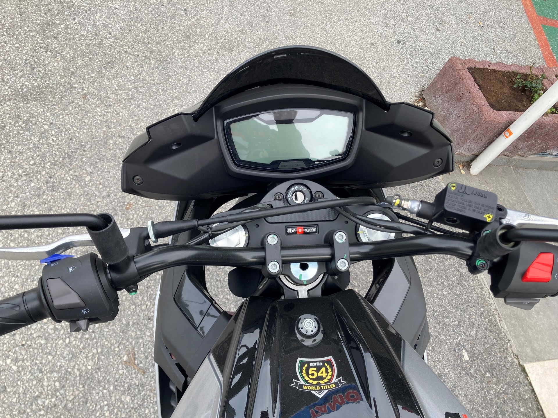 APRILIA Tuono 125-image-8