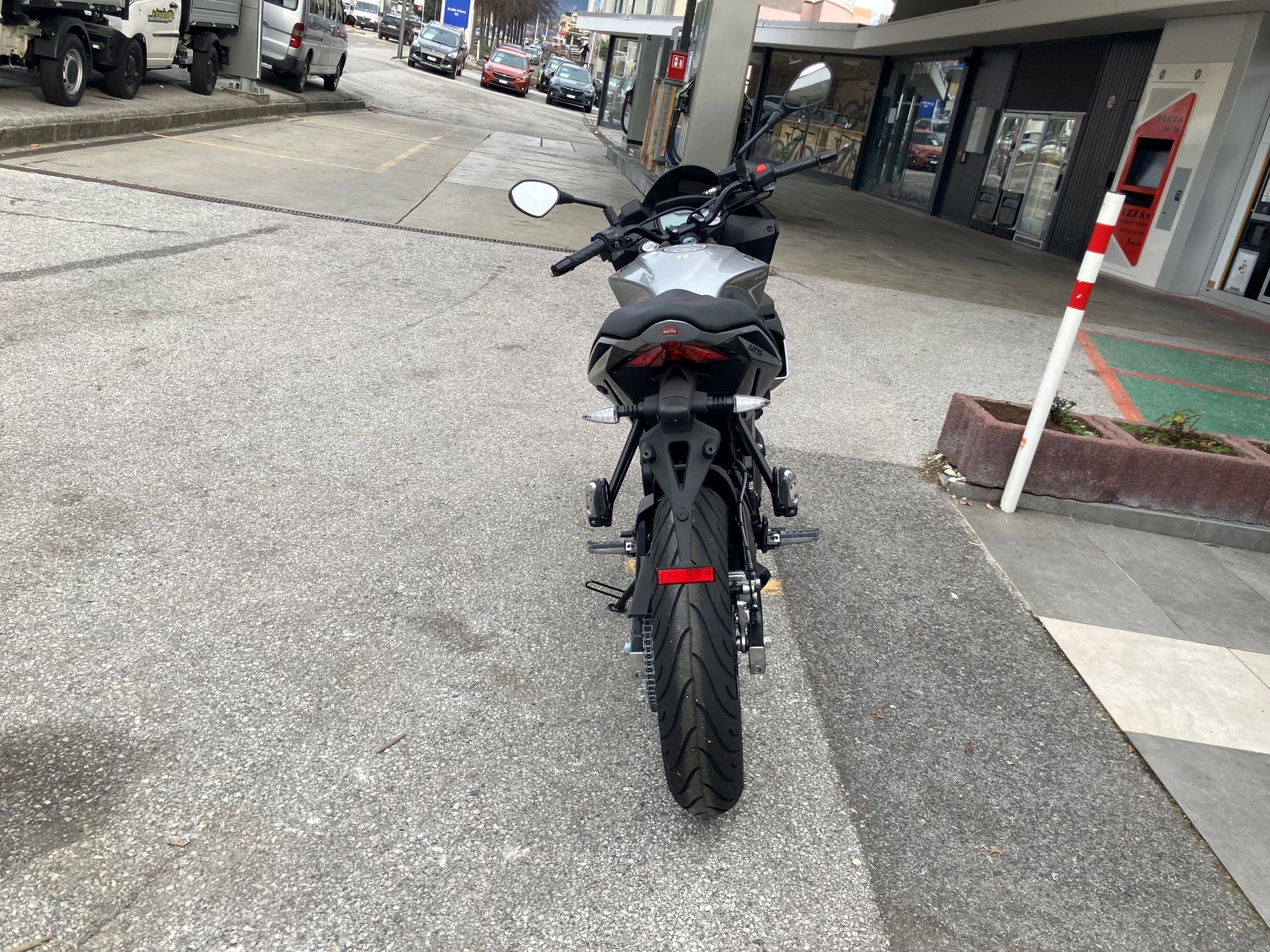 APRILIA Tuono 125-image-5