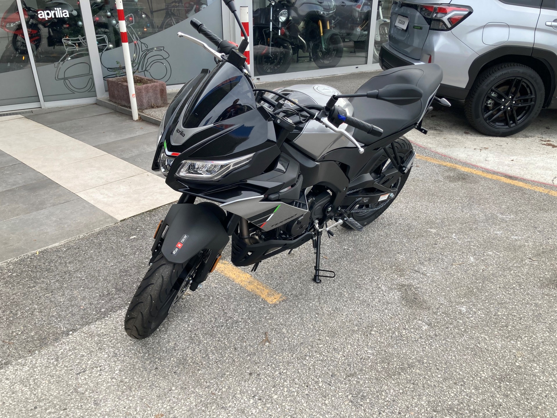 APRILIA Tuono 125-image-1
