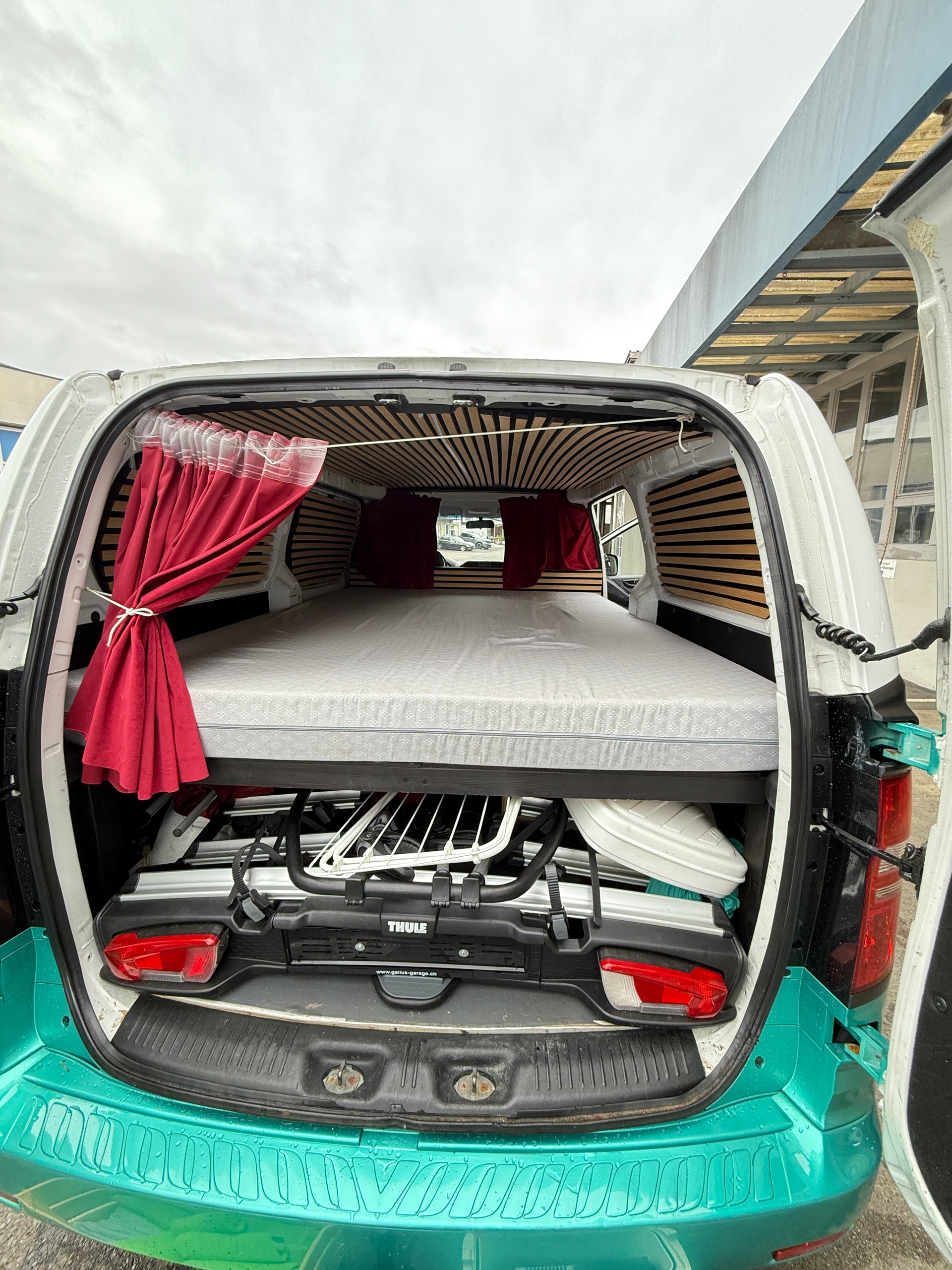 HYUNDAI H-1-image-8