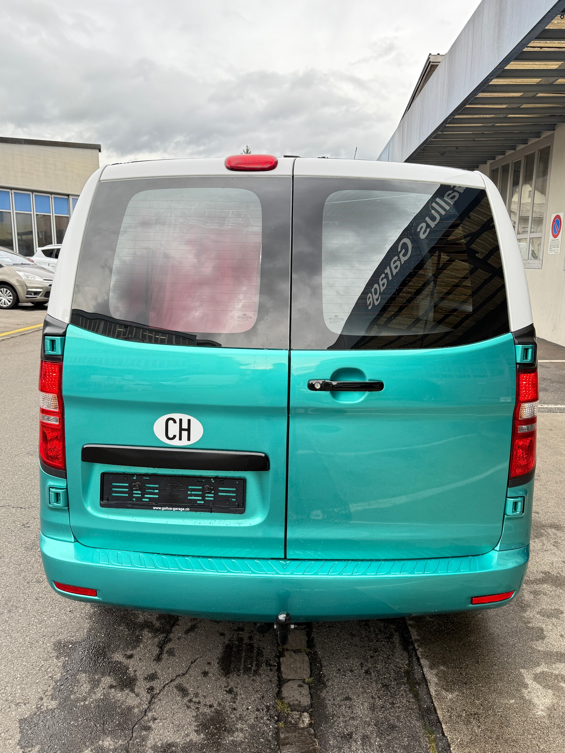 HYUNDAI H-1-image-2