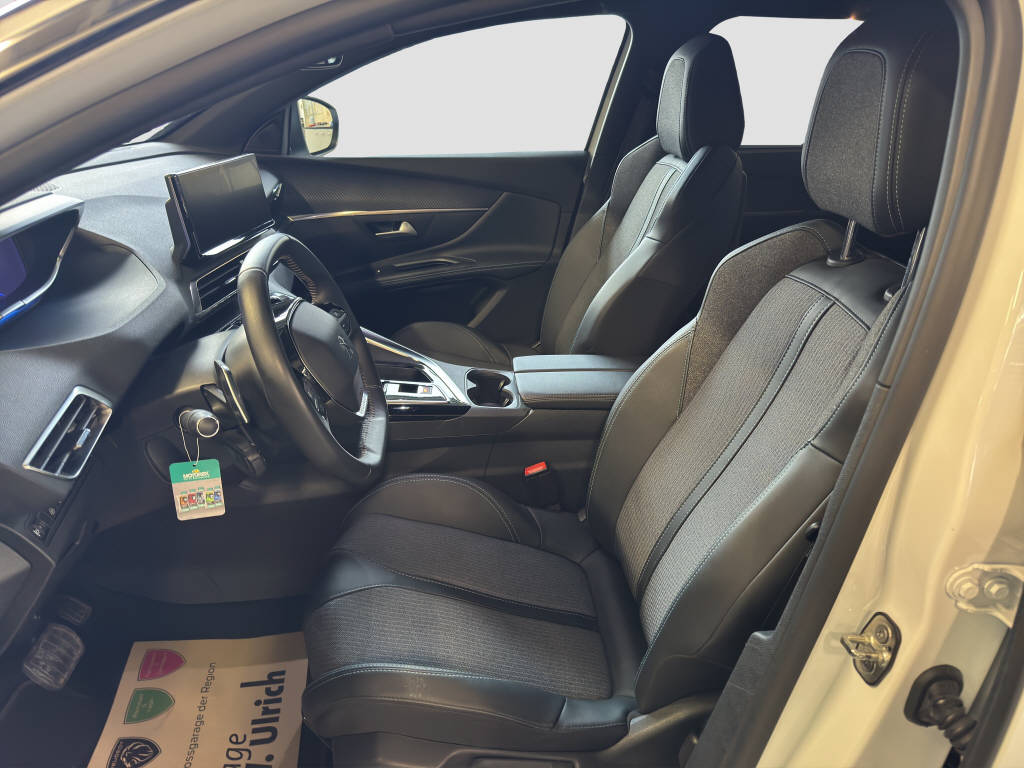 PEUGEOT 5008 1.5 BlueHDi Allure Pack-image-7