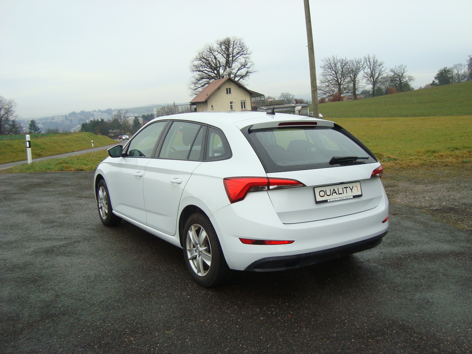SKODA Scala 1.0 TSI Ambition-image-3